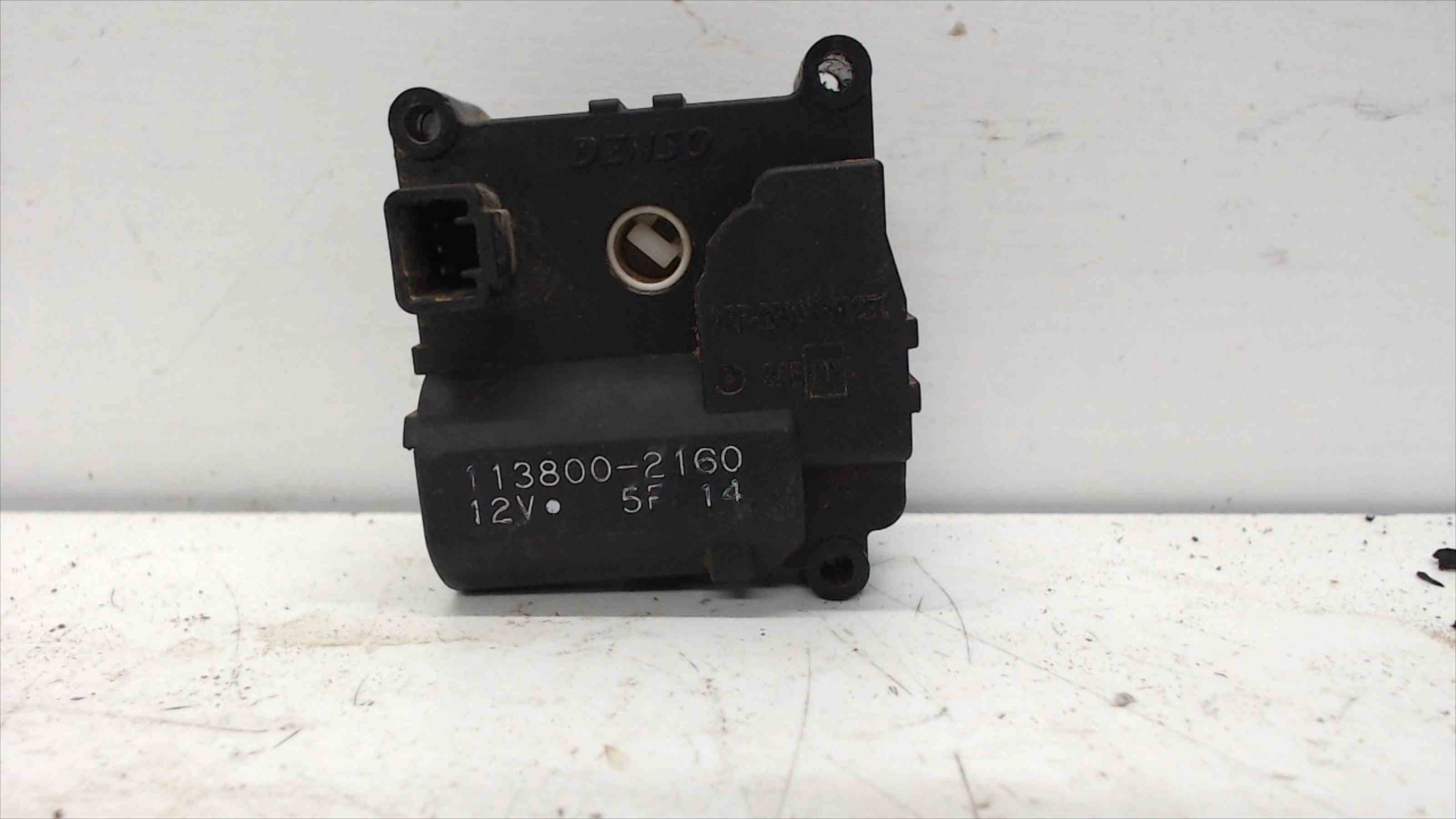 MITSUBISHI Pajero 3 generation (1999-2006) Air Conditioner Air Flow Valve Motor 1138002160 24691030