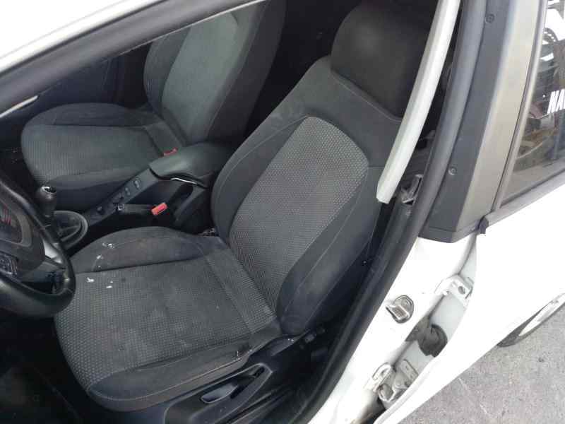 SEAT Altea 1 generation (2004-2013) Front Left Seat CAXC 24256052