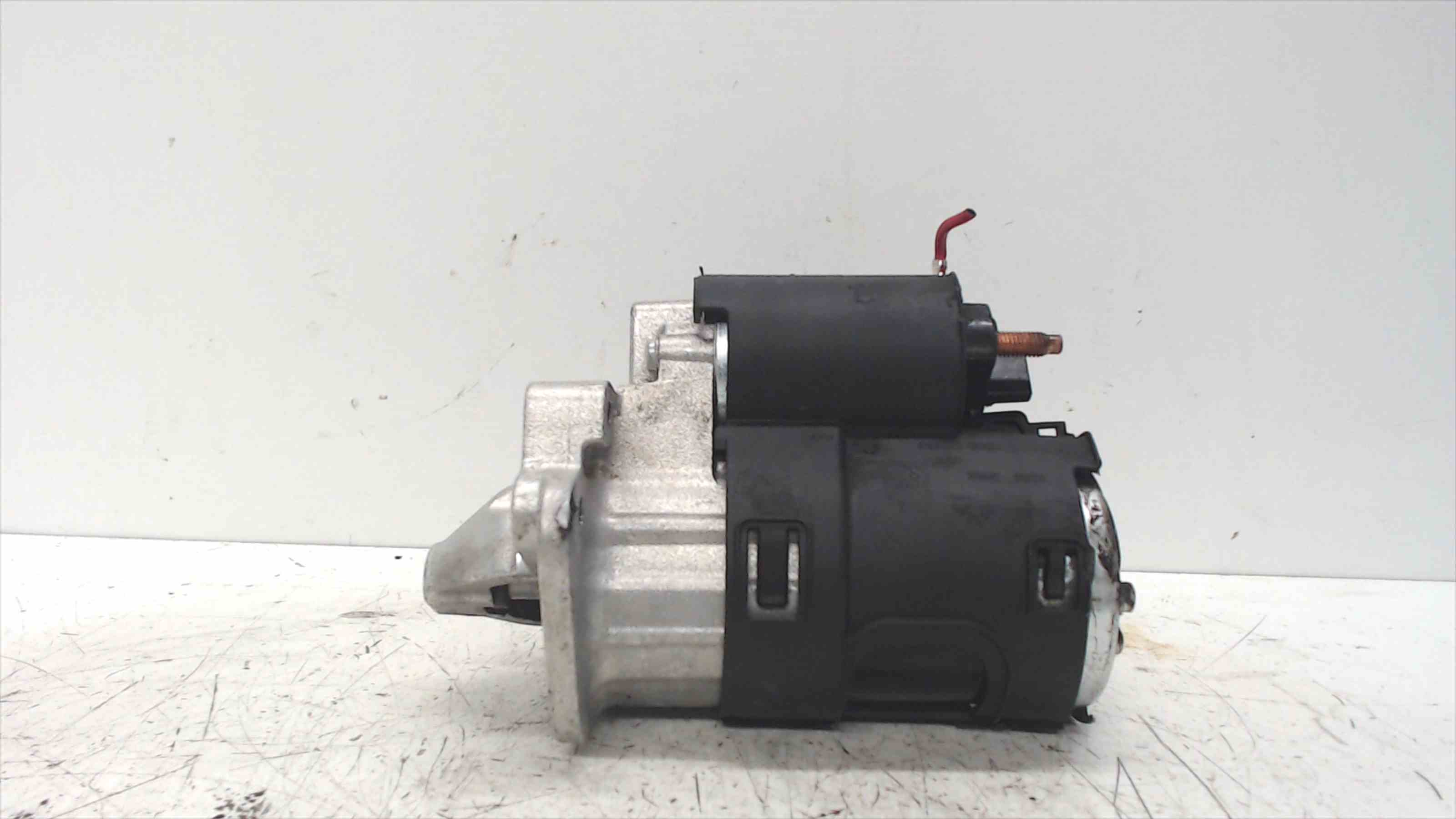 NISSAN Juke YF15 (2010-2020) Startovací motor 8200463004 24692509