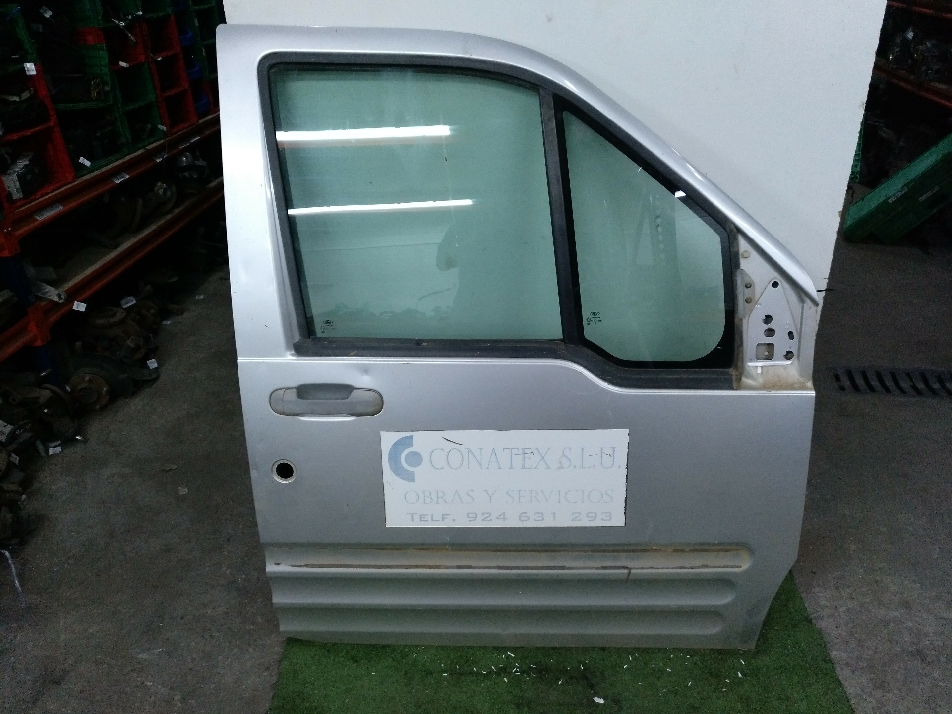 FORD Tourneo Connect 1 generation (2002-2013) Передняя правая дверь 22531903