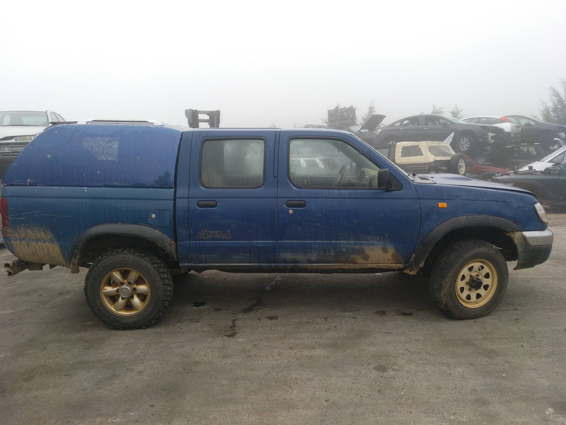 NISSAN Выхлопной коллектор TD25TI 22539357