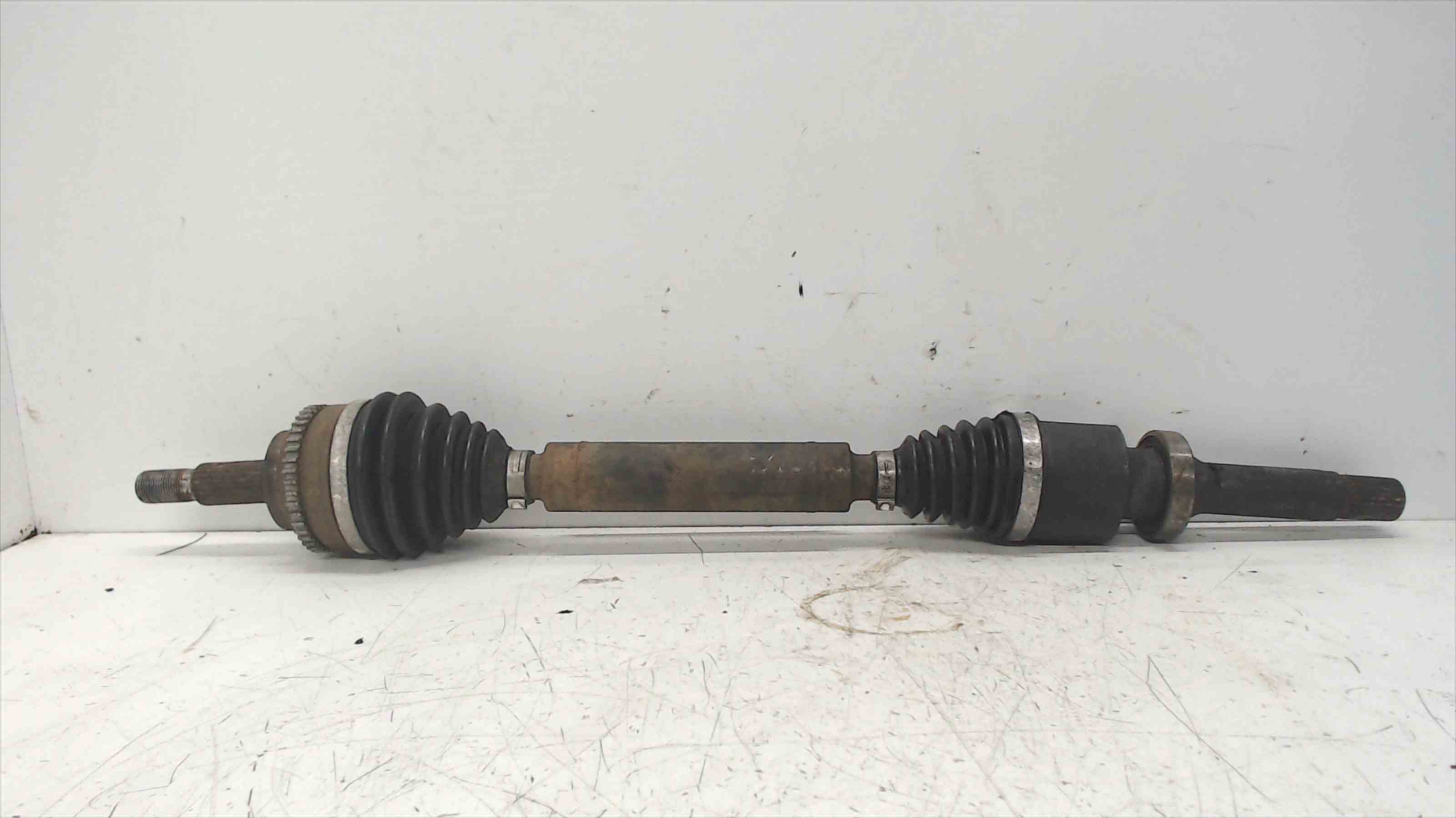 RENAULT Scenic 1 generation (1996-2003) Front Right Driveshaft F9Q 24691939
