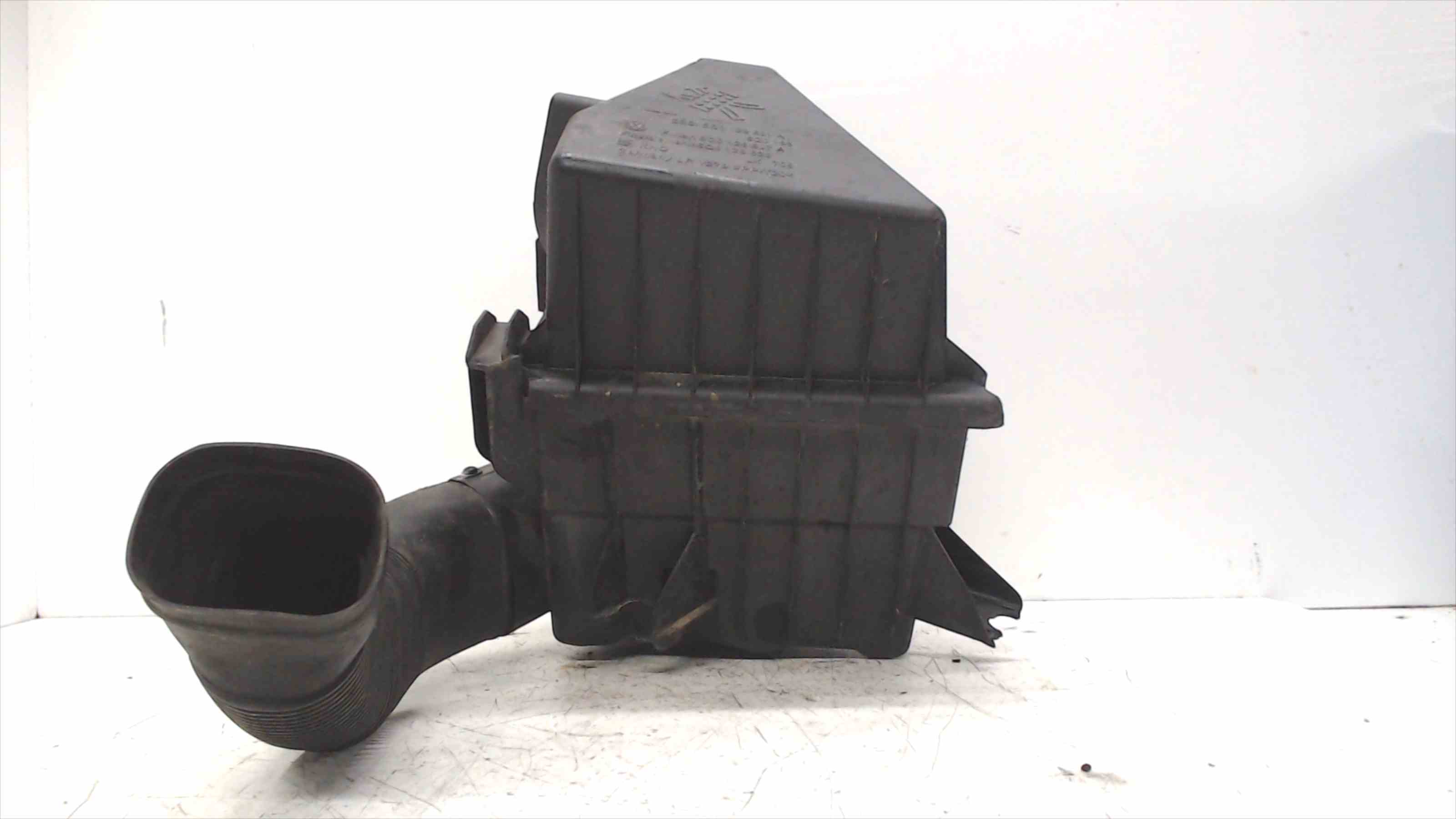 SEAT Cordoba 2 generation (1999-2009) Other Engine Compartment Parts 6Q0129601 24517491