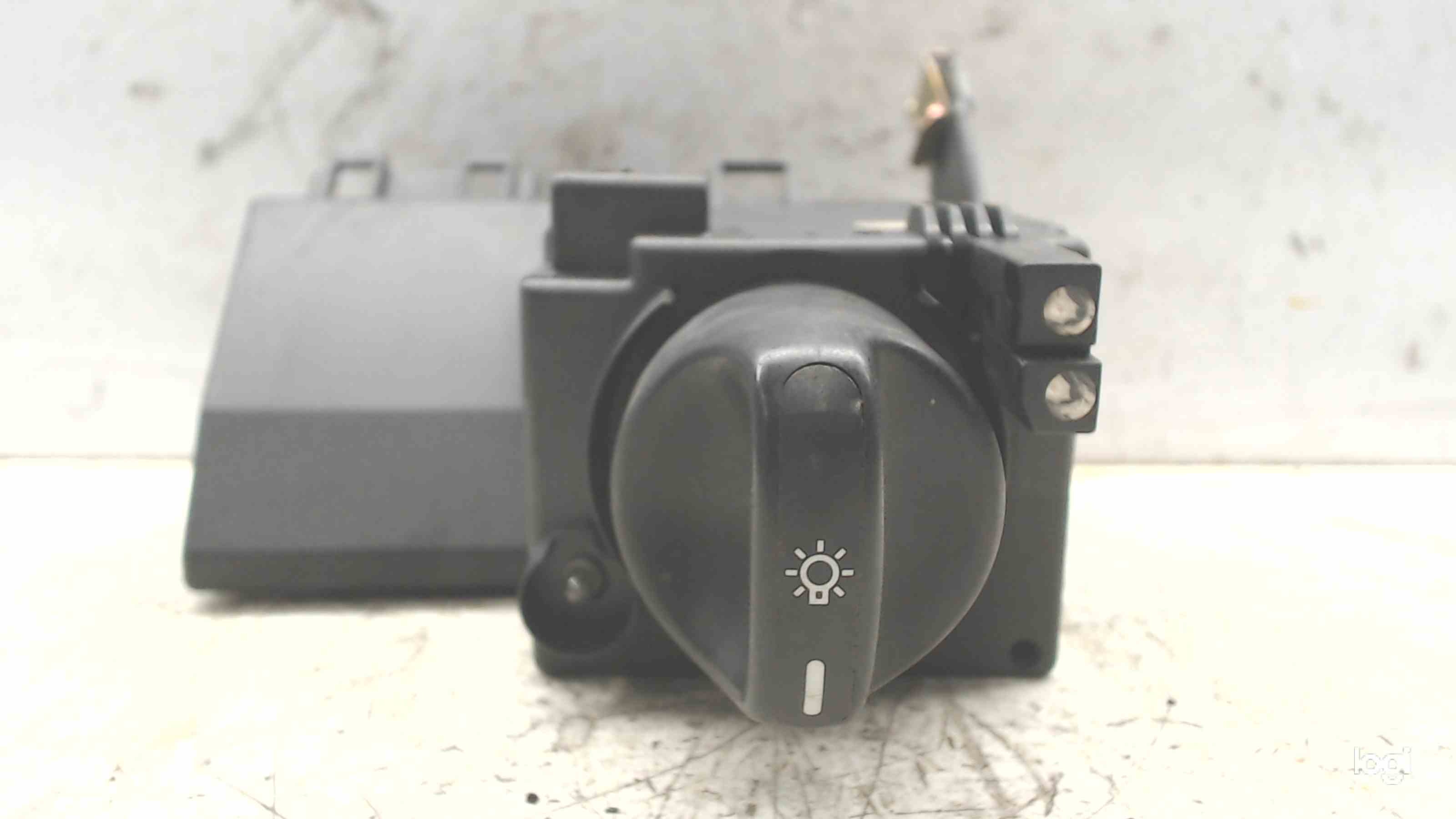 MERCEDES-BENZ E-Class W210 (1995-2002) Headlight Switch Control Unit 2105450104 24686612