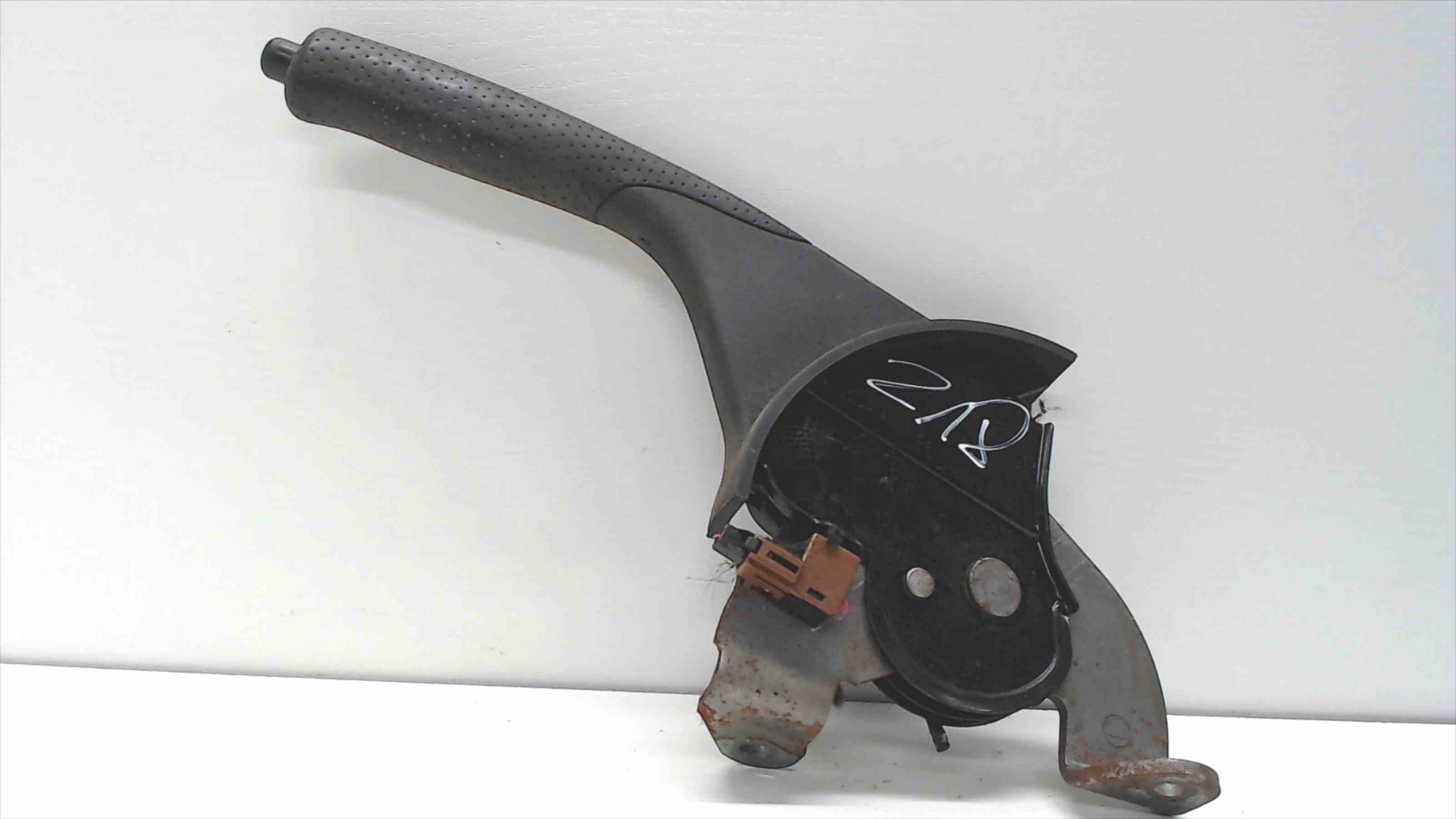 TOYOTA RAV4 2 generation (XA20) (2000-2006) Handbrake Handle 1AZFE 24685771