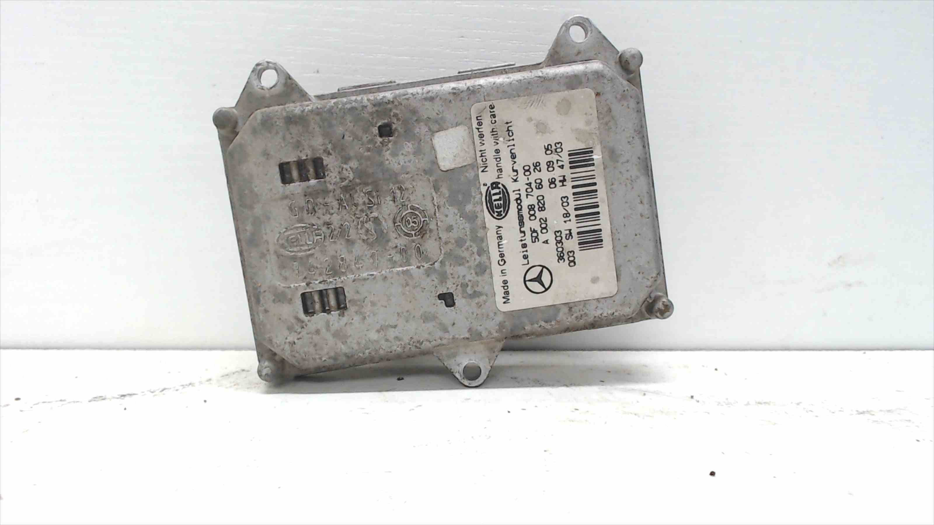 MERCEDES-BENZ E-Class W211/S211 (2002-2009) Xenon Light Control Unit A0028206026 22523197