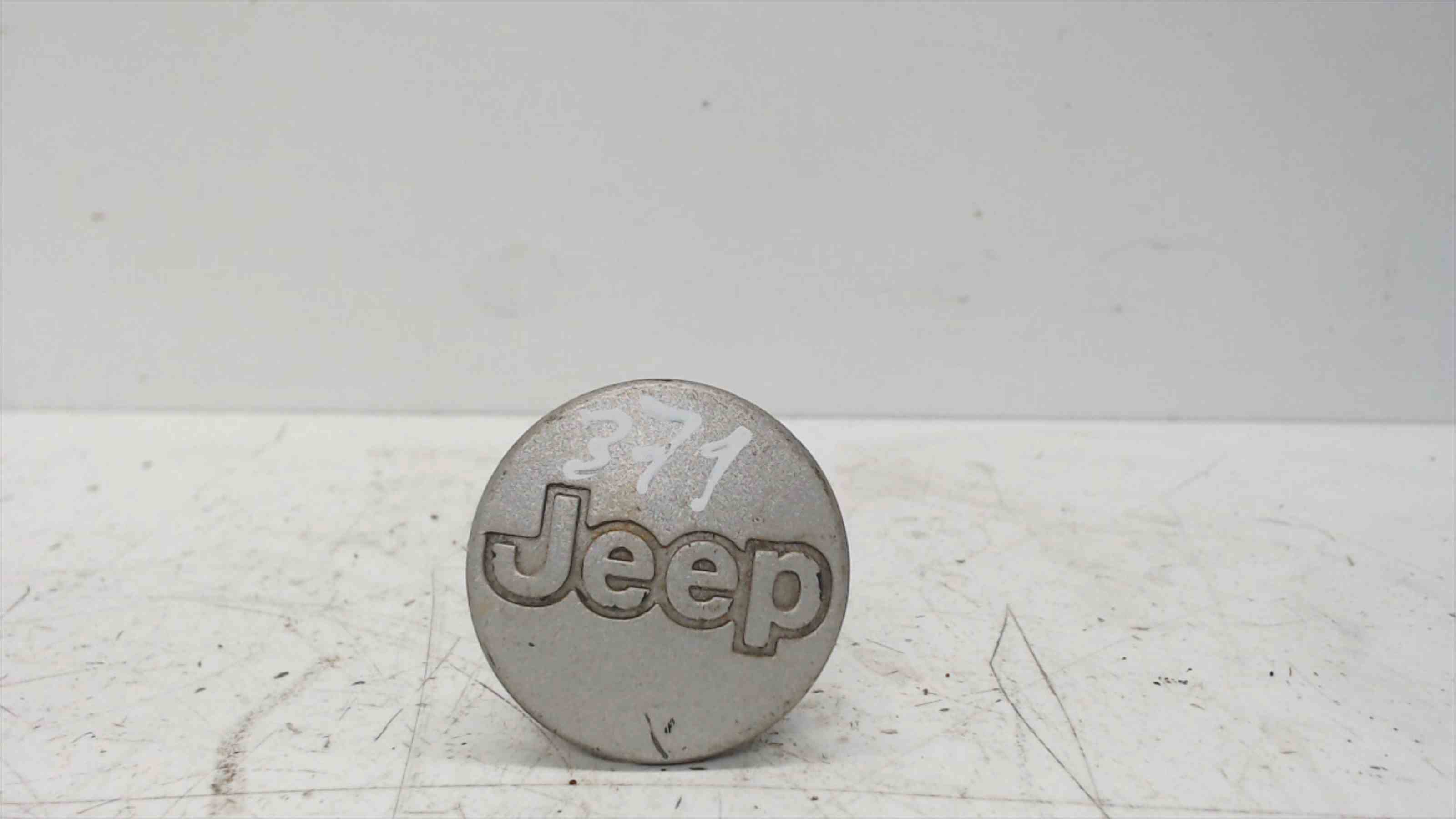 JEEP Cherokee 2 generation (XJ)  (1997-2001) Wheel Covers 25544A 24691001