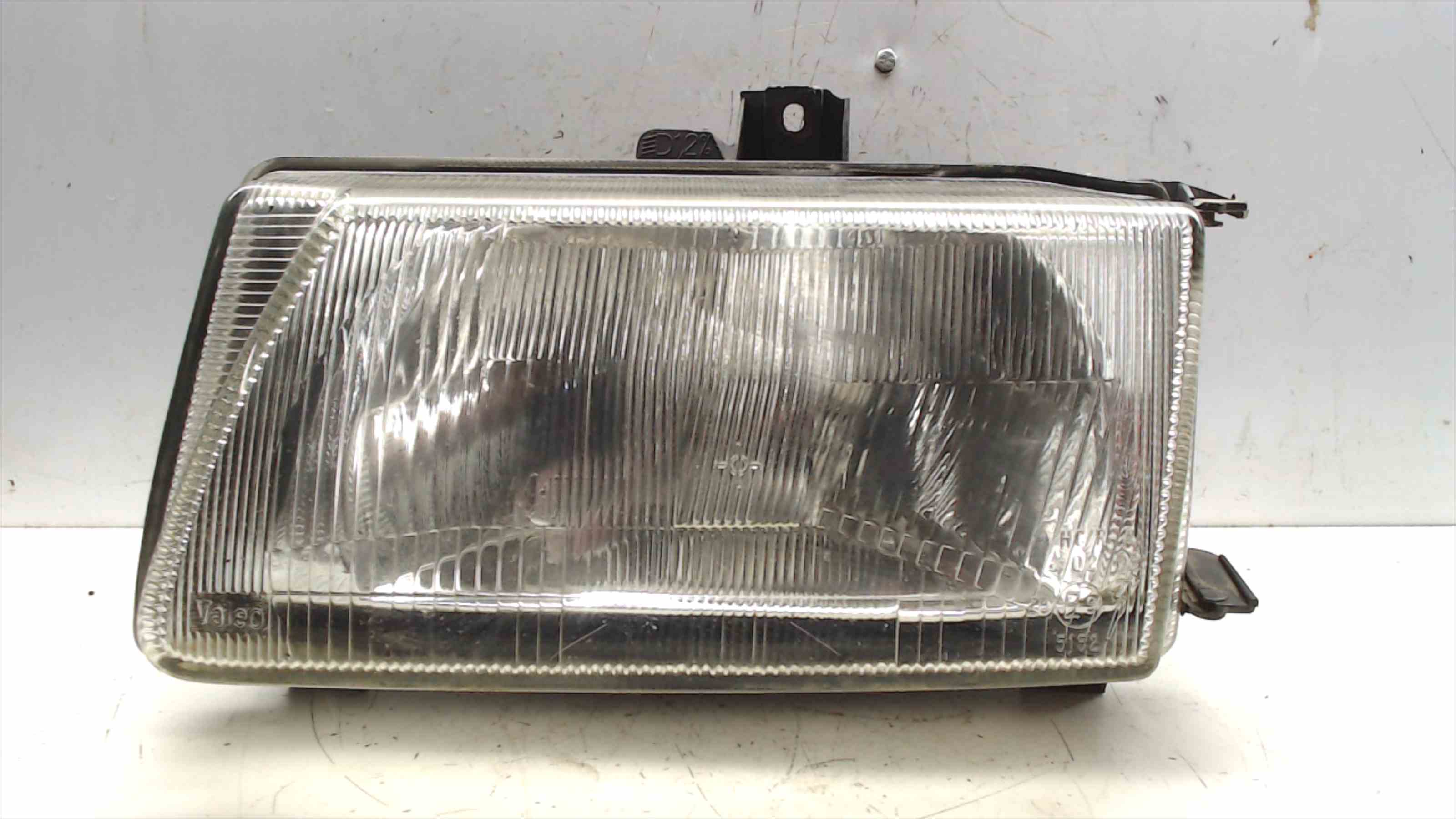 SEAT Ibiza 1 generation (1984-1993) Front Right Headlight 24687790