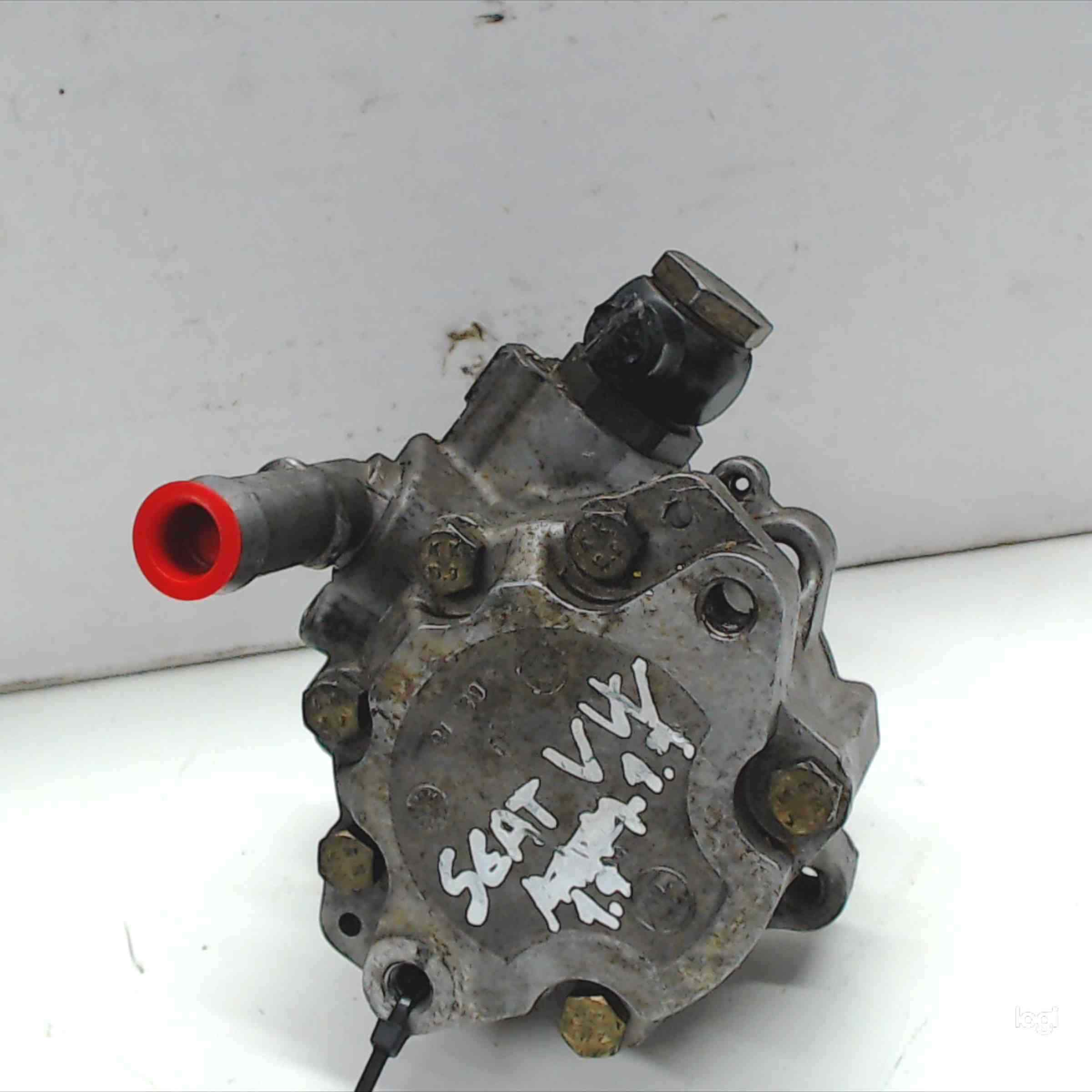 SEAT Ibiza 2 generation (1993-2002) Power Steering Pump ALH 24680892