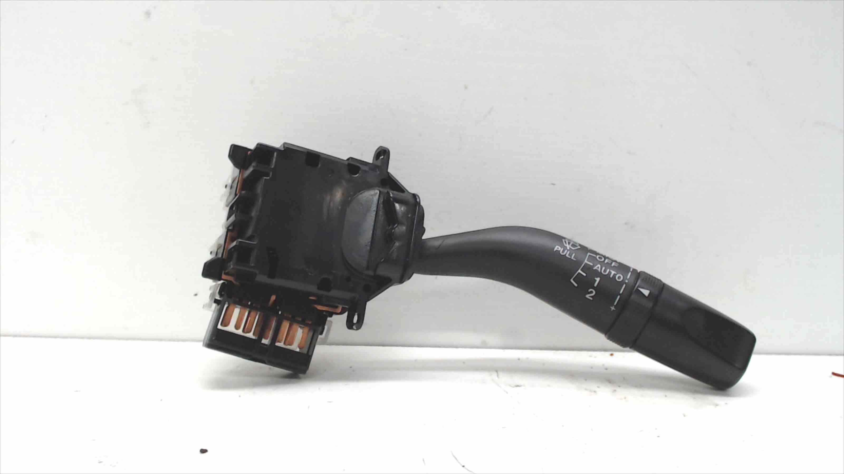 MAZDA 6 GG (2002-2007) Interrupteur de manette d'essuie-glace 17B122 24689112