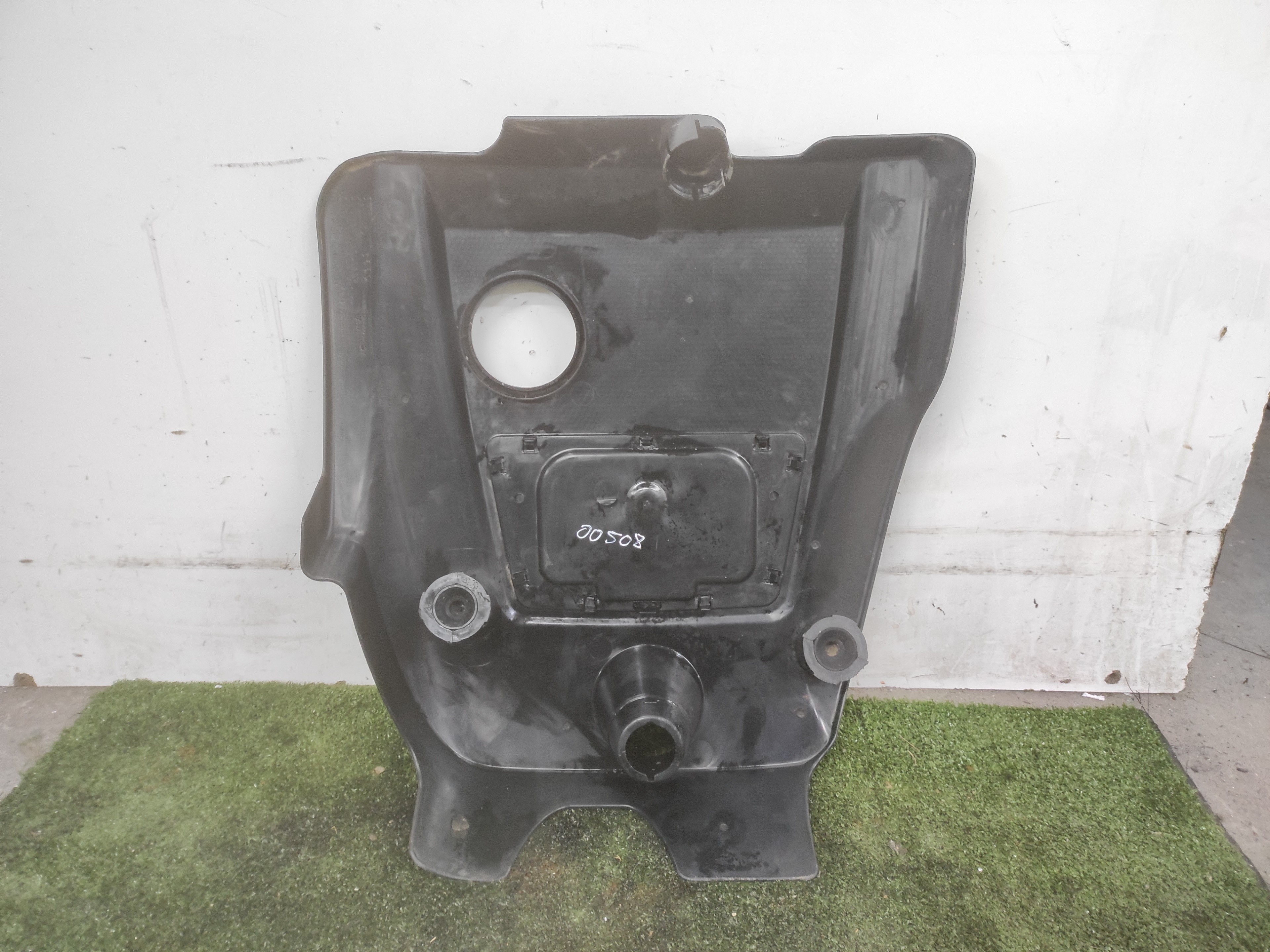 AUDI A4 B5/8D (1994-2001) Engine Cover 038103925AJ 24690236