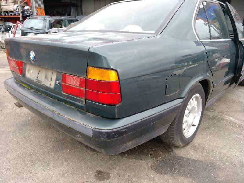 BMW 5 Series E34 (1988-1996) Vairo traukės antgalis M50B206S1 22517684