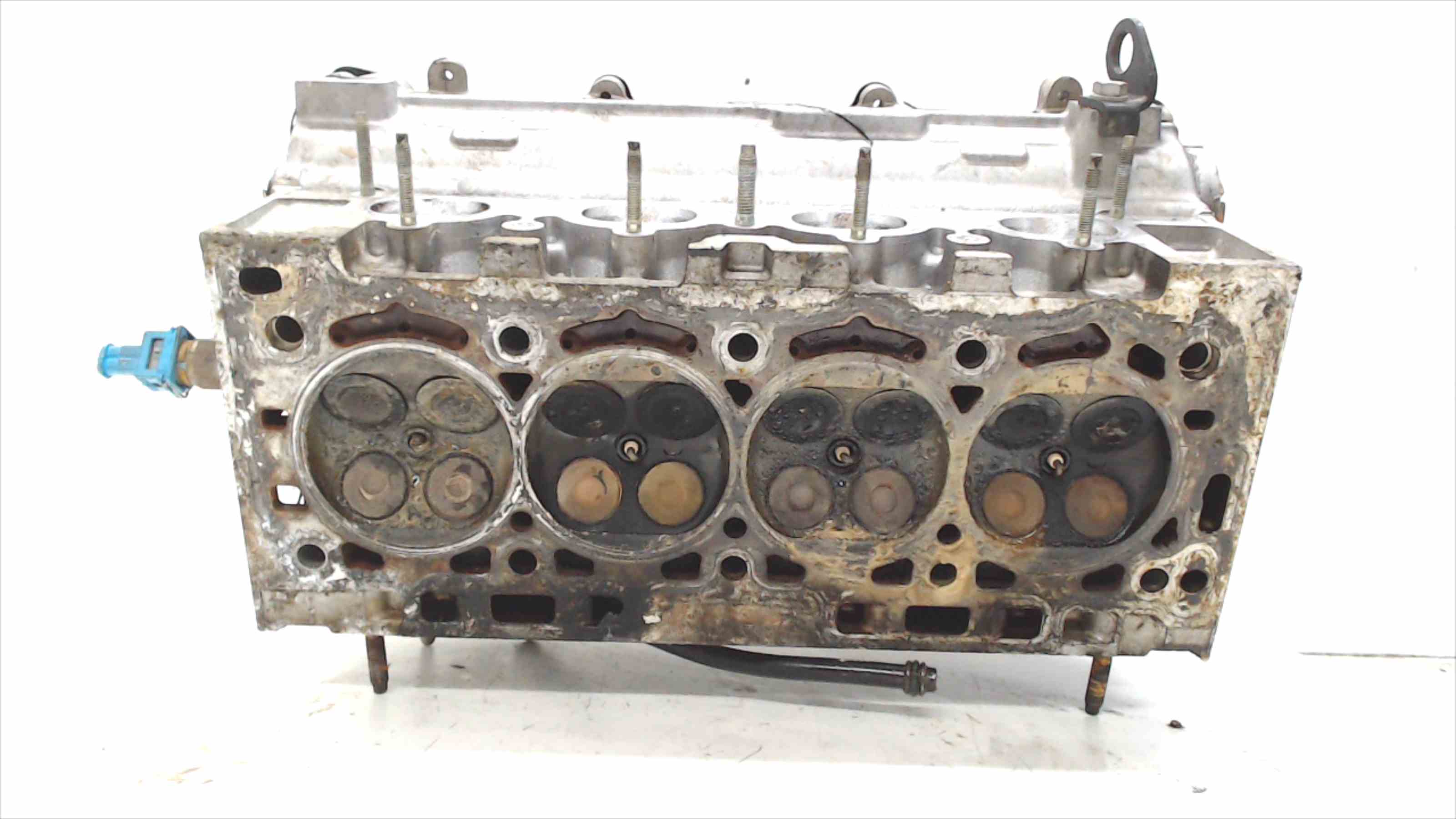 PEUGEOT 307 1 generation (2001-2008) Engine Cylinder Head 9636076010 22523405