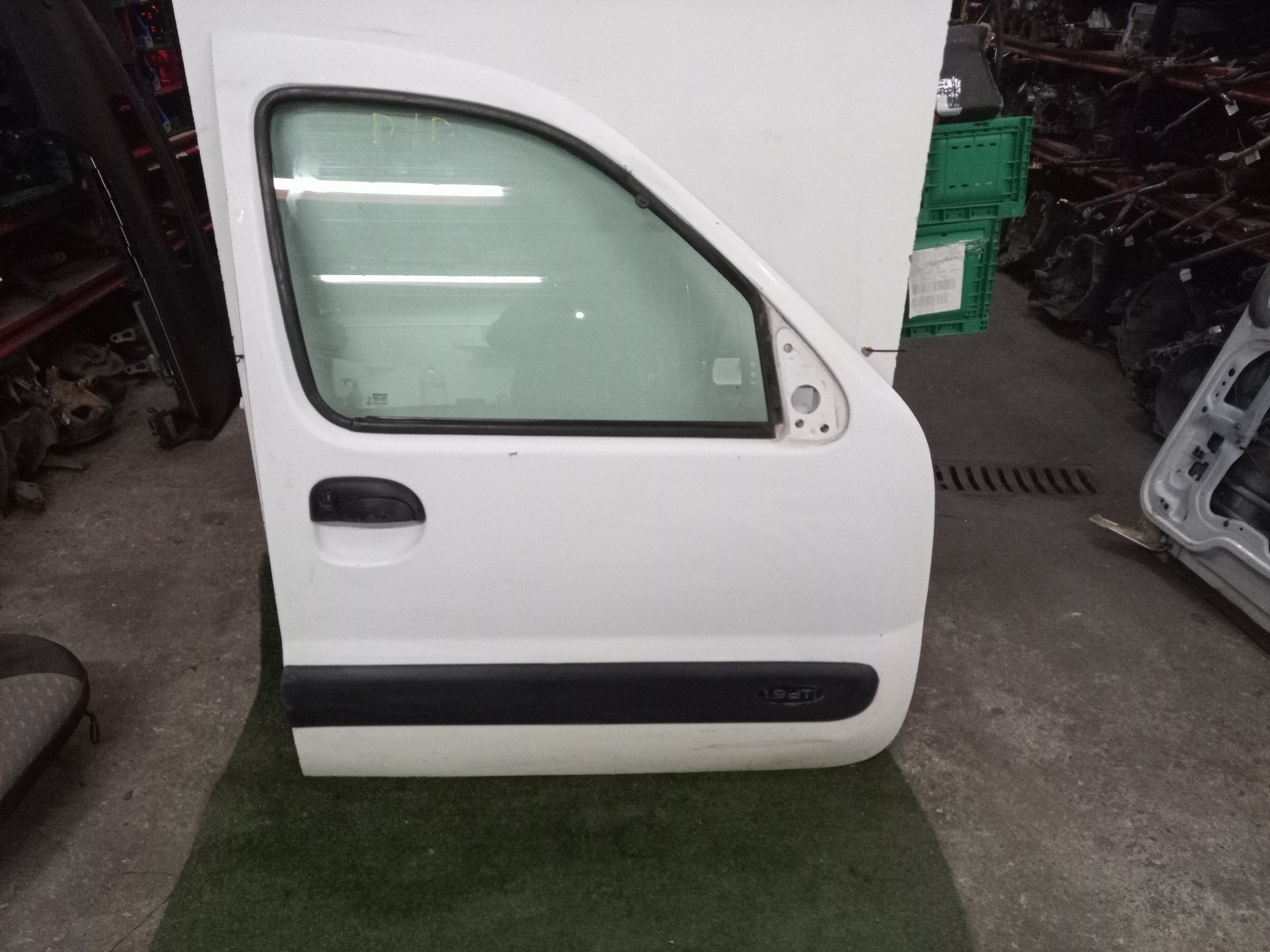 FORD Kangoo 1 generation (1998-2009) Front Right Door 7751471746 24290030