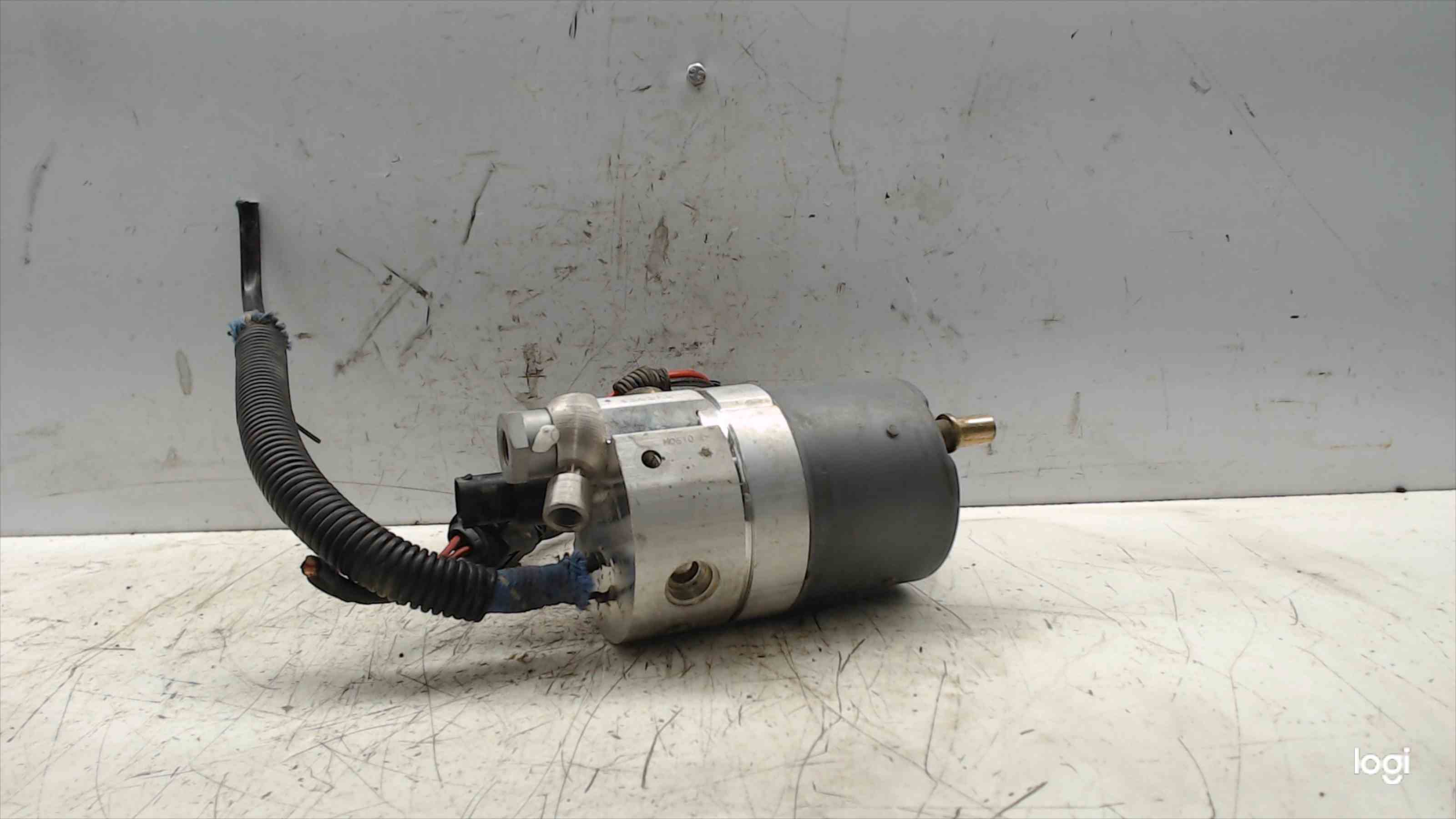 VOLKSWAGEN Passat B5 (1996-2005) Brake Cylinder 8E0614175D 24686390