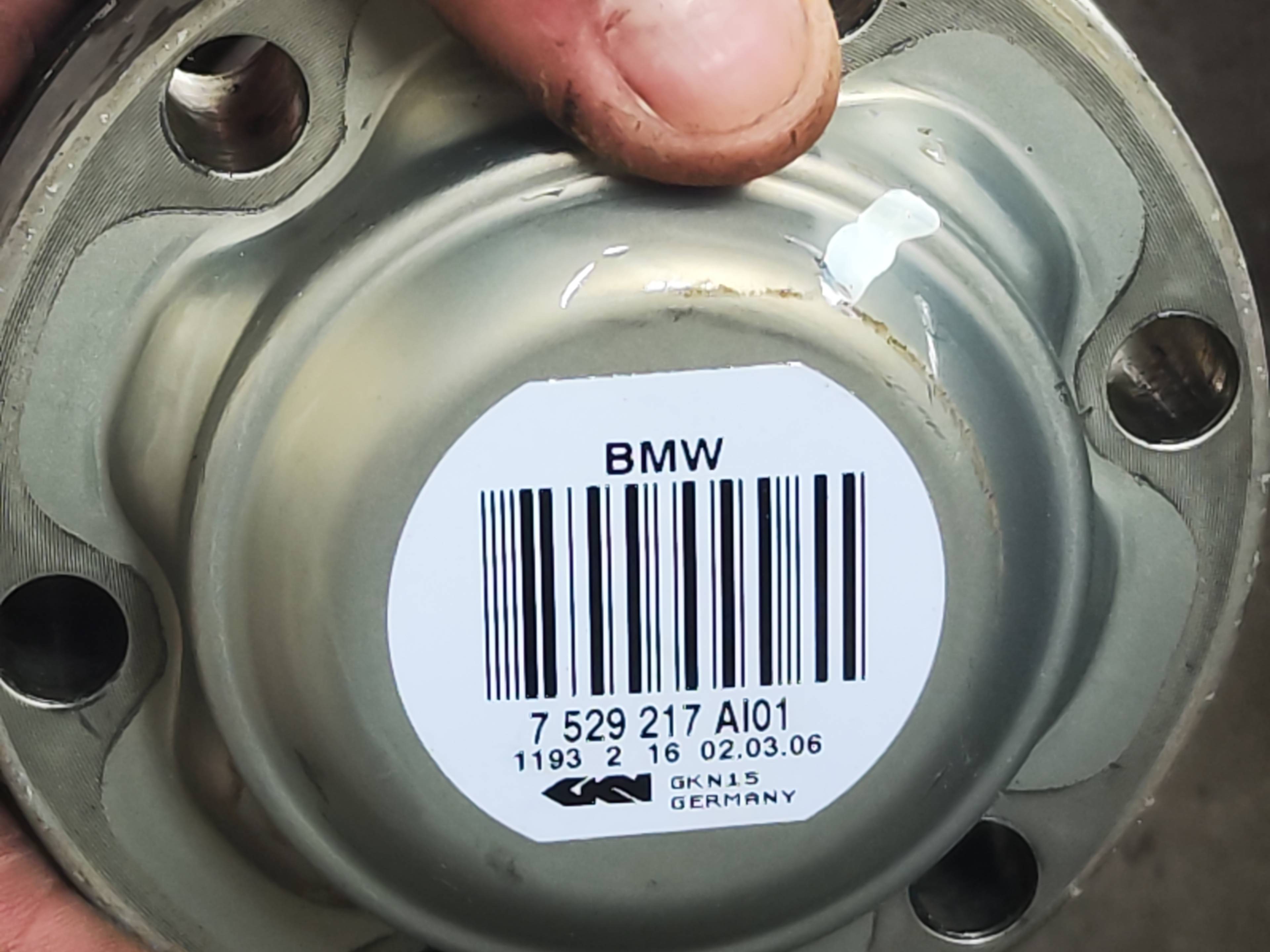 BMW 5 Series E60/E61 (2003-2010) Rear Axle 6770828 22542211