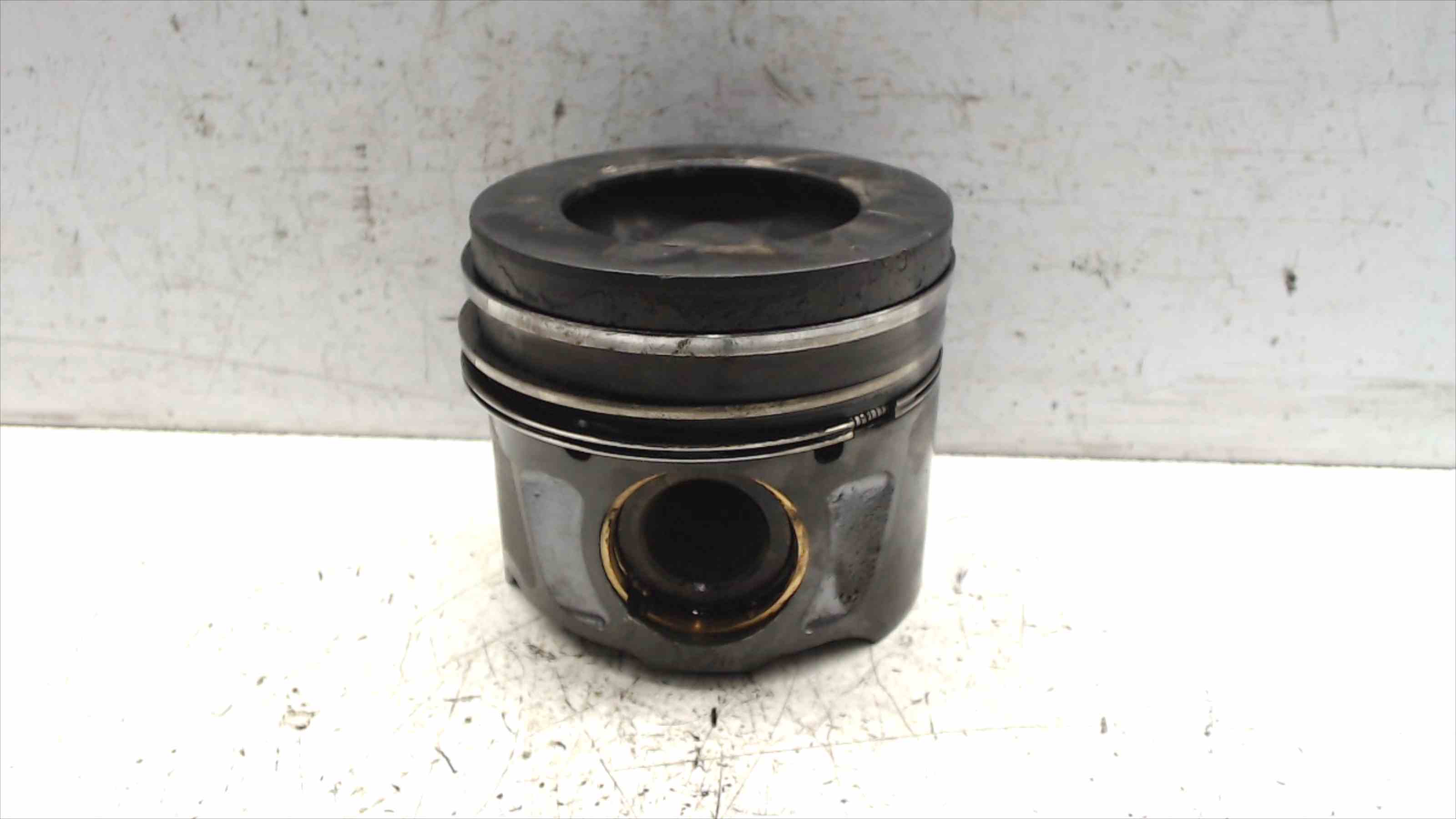 LAND ROVER Freelander 2 generation (2006-2015) Piston 224DT 22529580