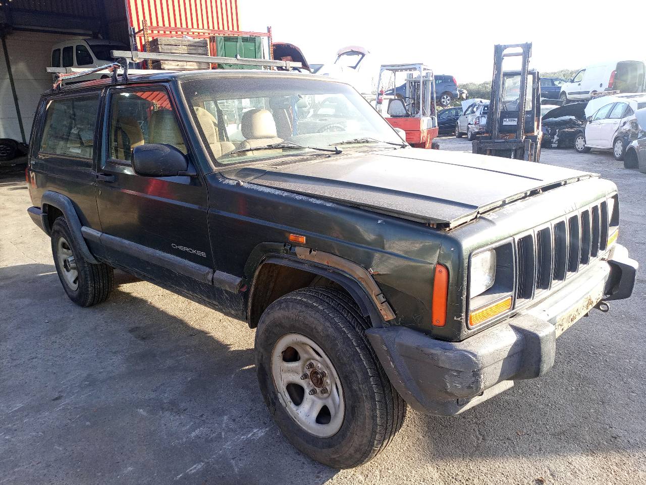 JEEP Grand Cherokee Priekšējais bamperis 1NR34SS5AA 24257718