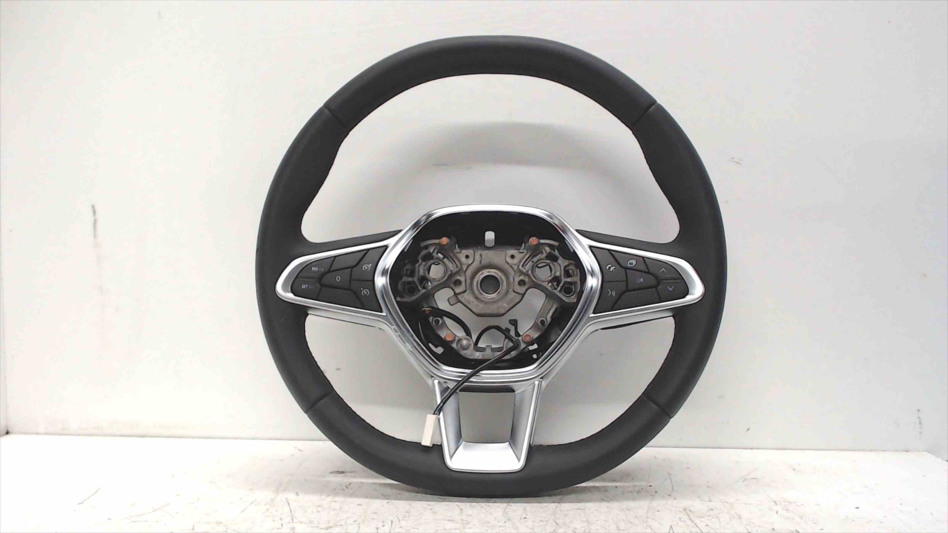 RENAULT Captur 1 generation (2013-2019) Steering Wheel 484002607R, 34268120D 24517595