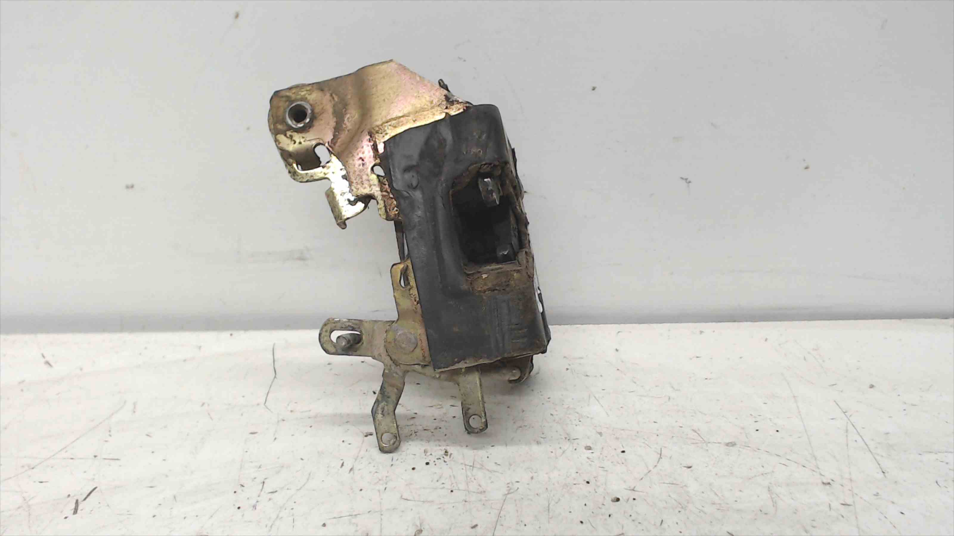 PORSCHE Discovery 1 generation (1989-1997) Front Left Door Lock 300 22523827