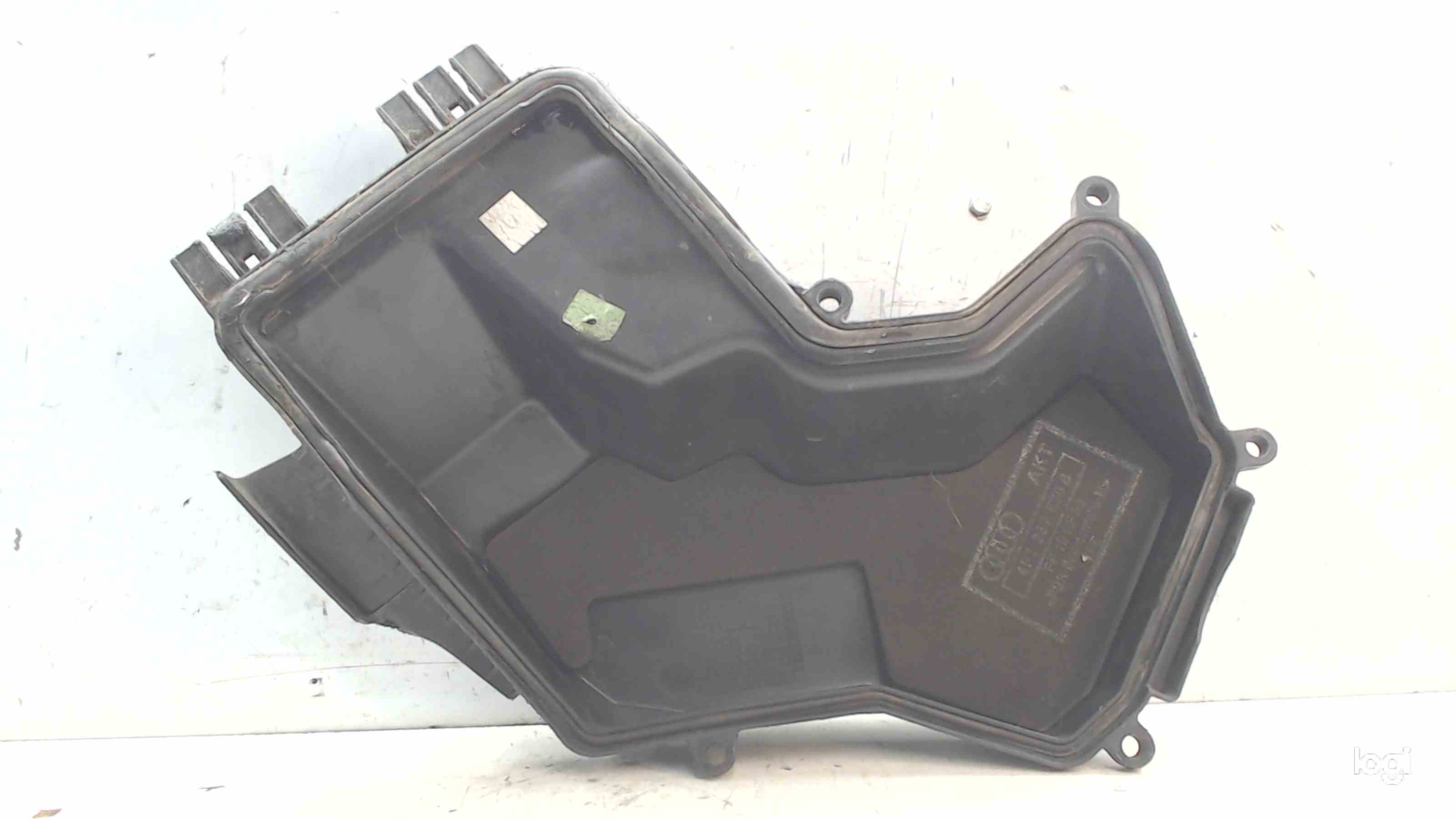 AUDI A6 allroad C6 (2006-2011) Fuse Box 4F0199351 24687222