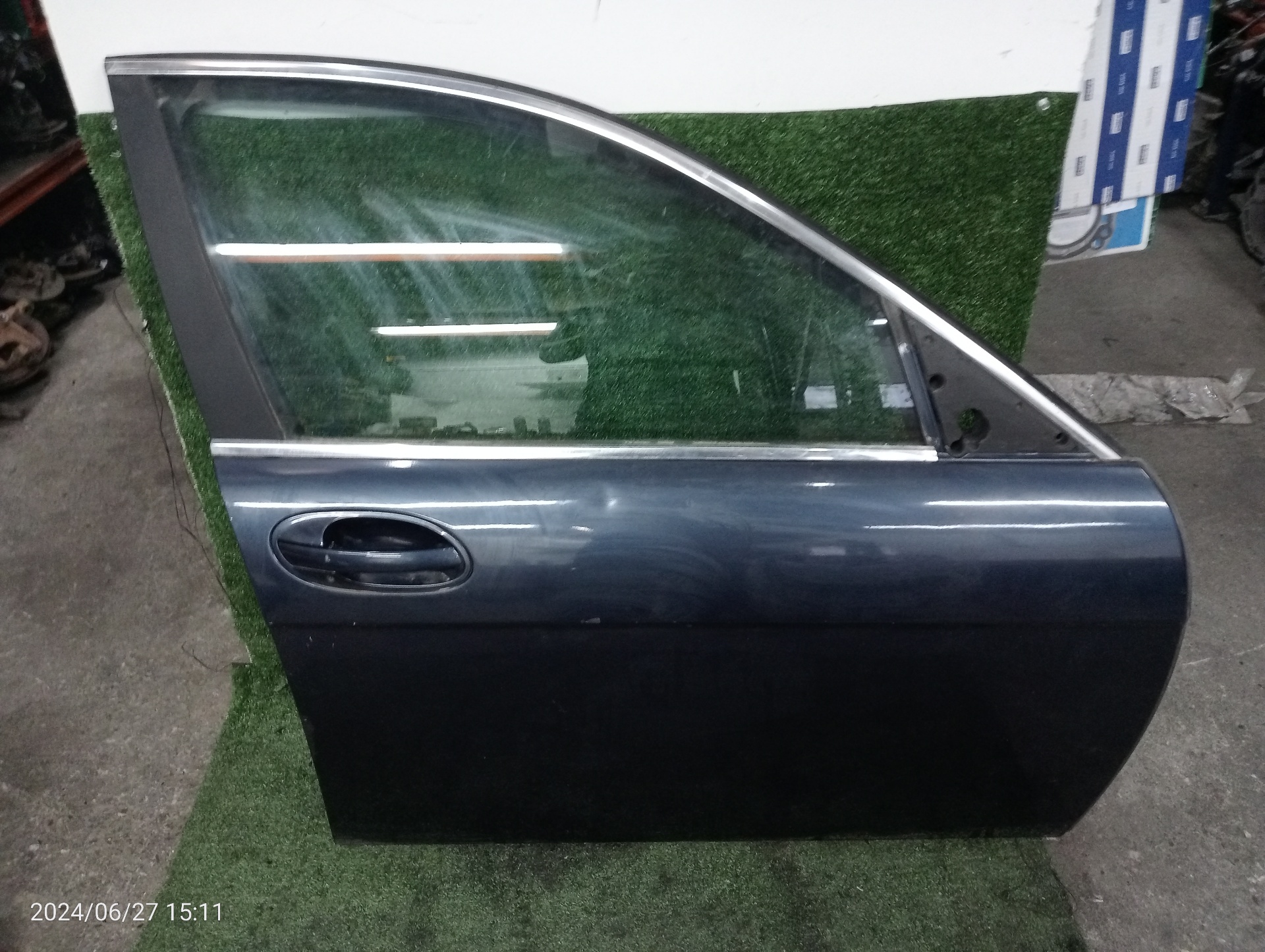 BMW 7 Series E65/E66 (2001-2008) Front Right Door 41517202082 25393180