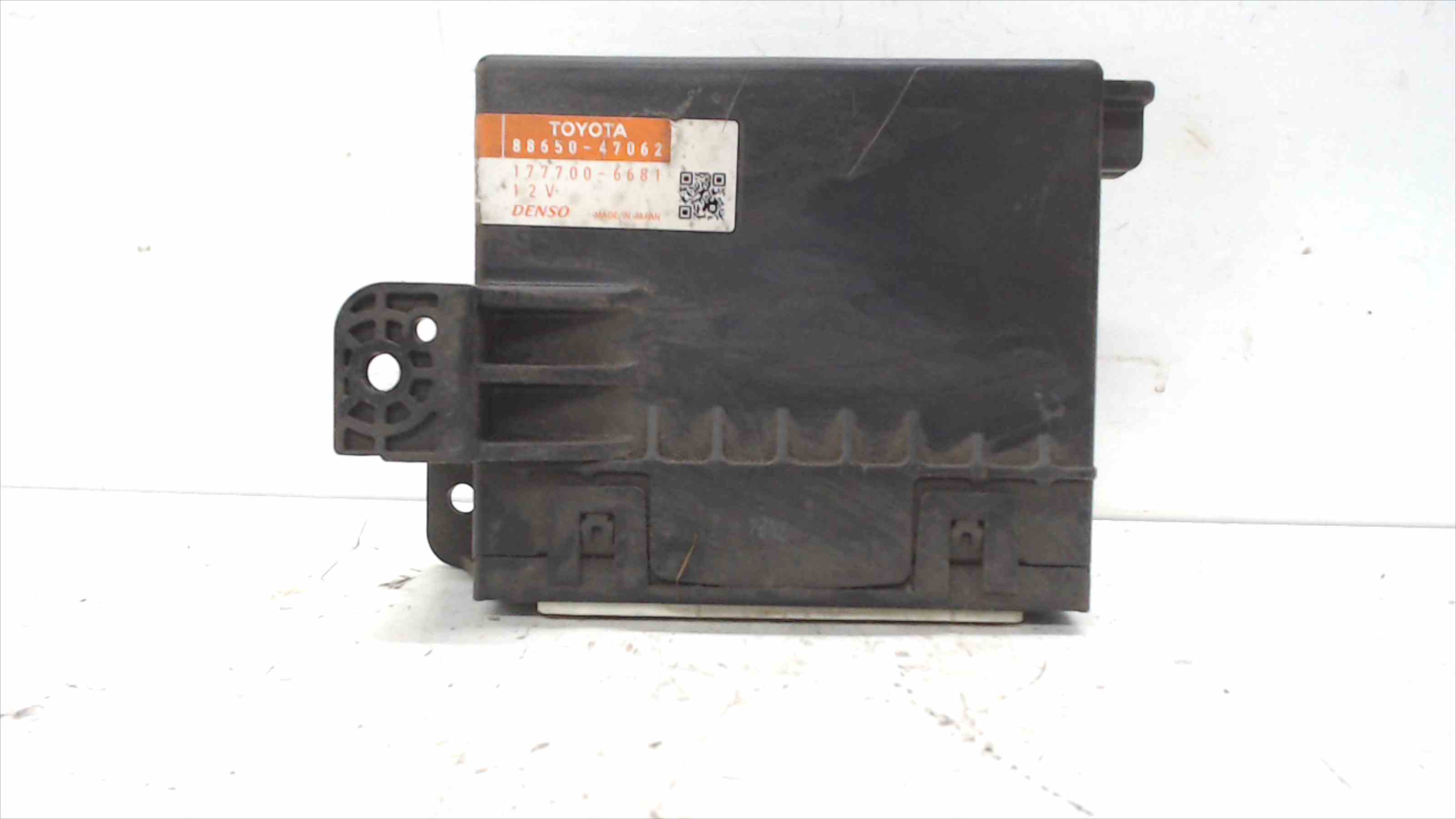 SKODA Prius 3 generation (XW30) (2009-2015) Andre kontrollenheter 8865047062 24691215