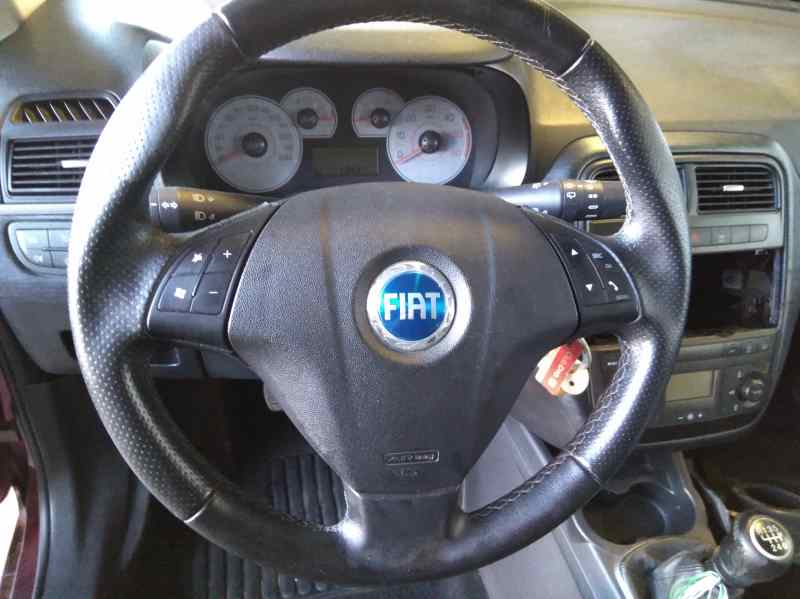 FIAT Grande Punto 1 generation (2006-2008) Priekinių kairių durų apmušimas 0735532068 24682361
