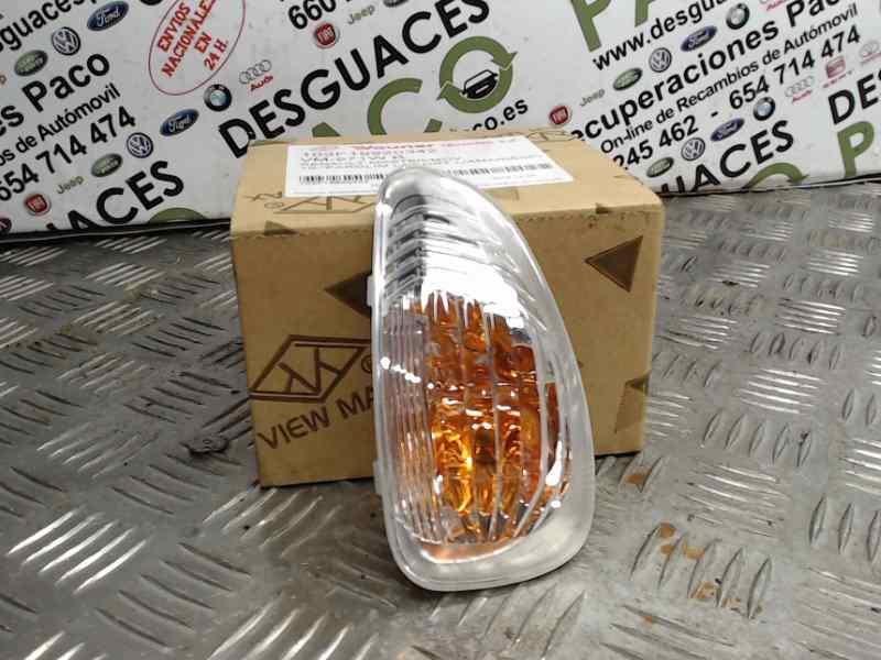 RENAULT Master 3 generation Front Right Fender Turn Signal 103F19920342 24680780
