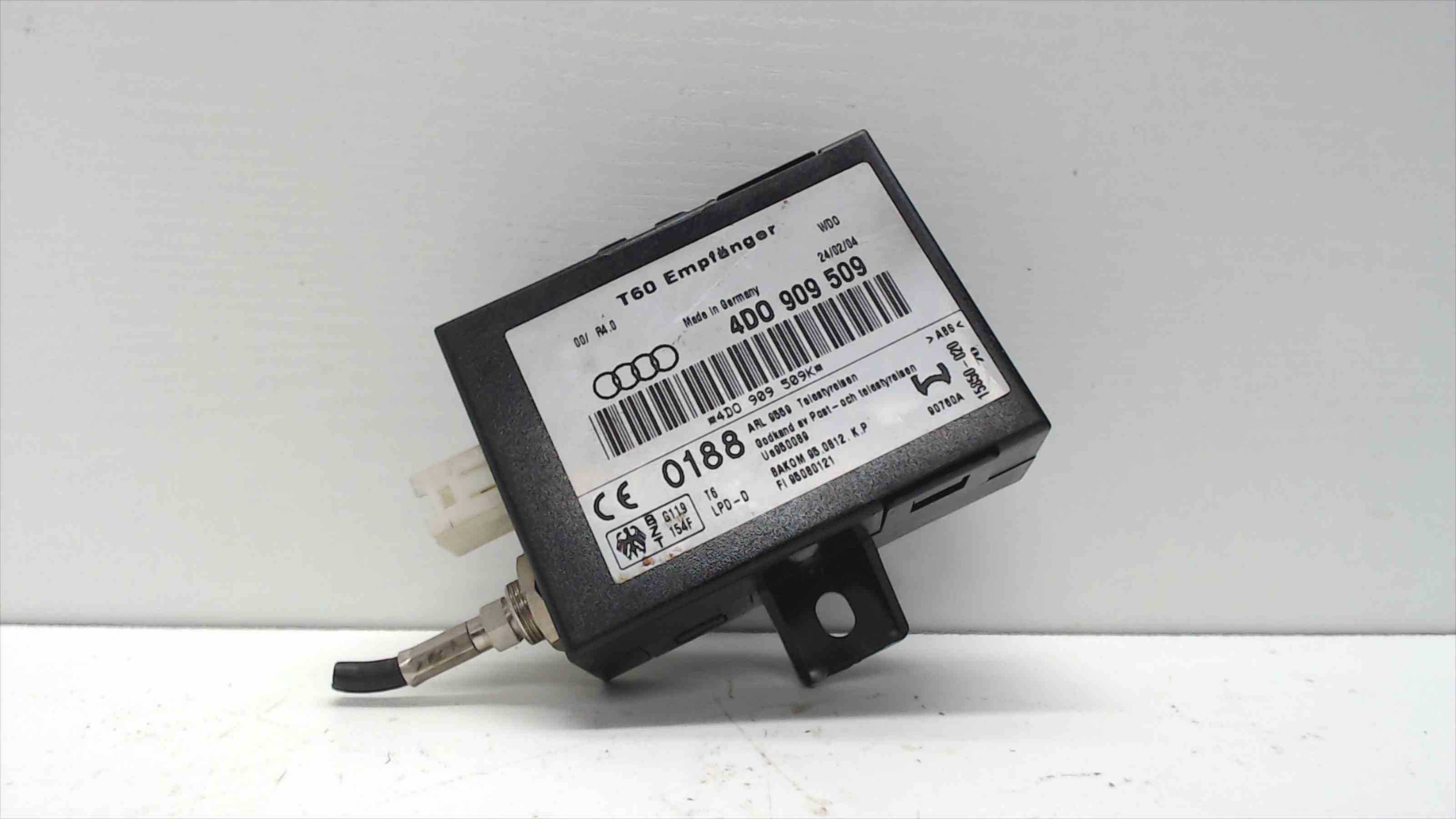 AUDI A6 C5/4B (1997-2004) Alte unități de control 4D0909509 24688999