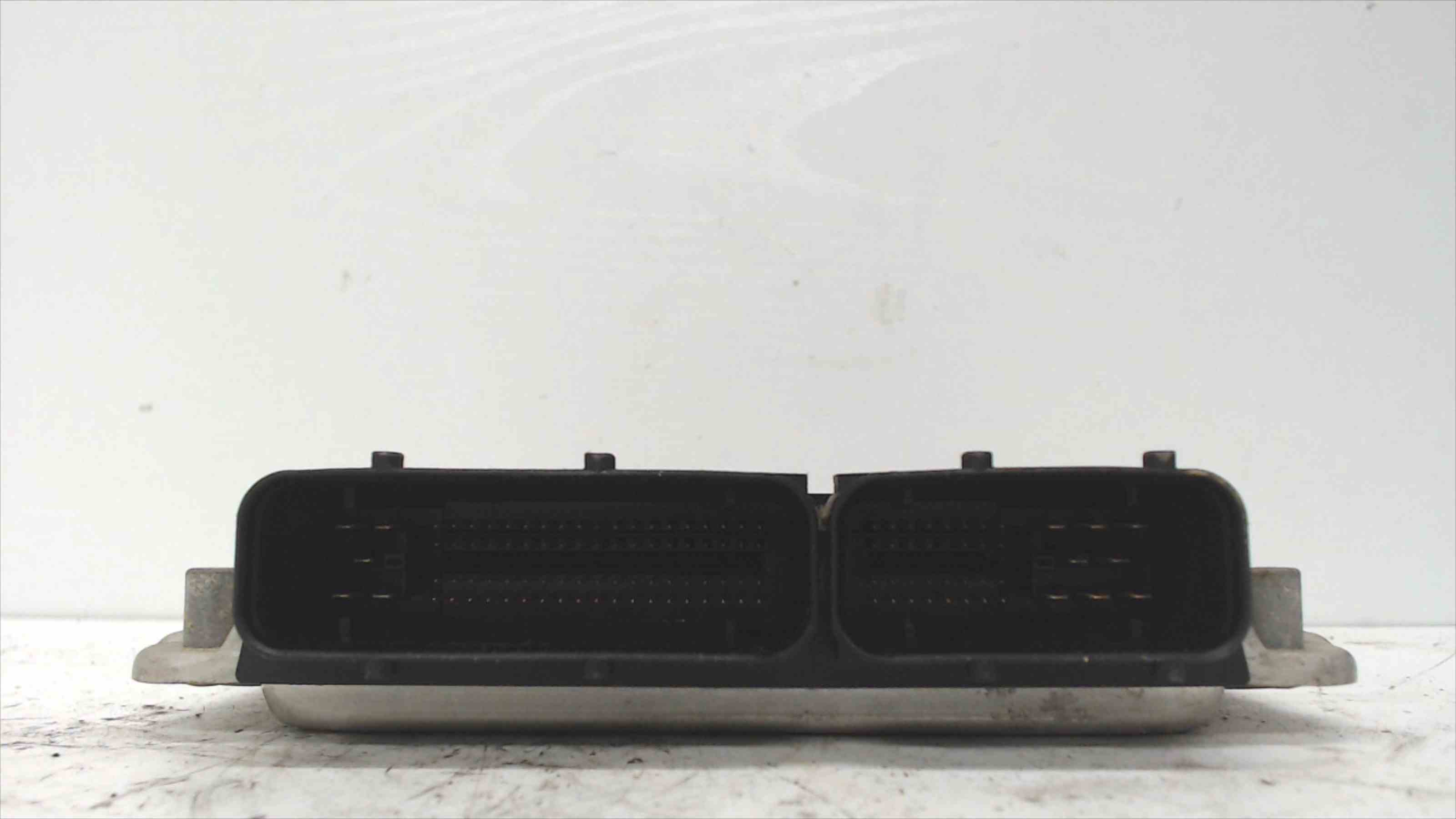 VOLKSWAGEN Passat B5 (1996-2005) Motora vadības bloks 0281010941 22538981