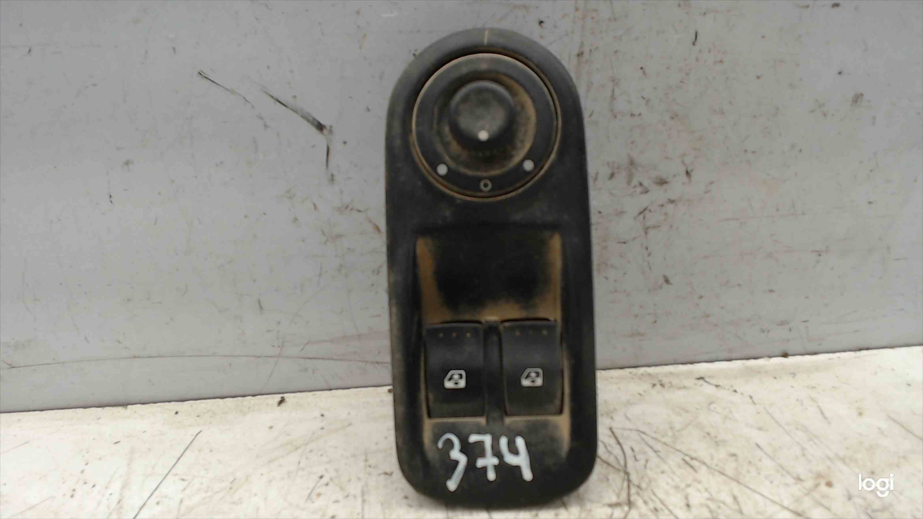 BUICK Master 2 generation (1997-2010) Front Left Door Window Switch 8200206602 24686296