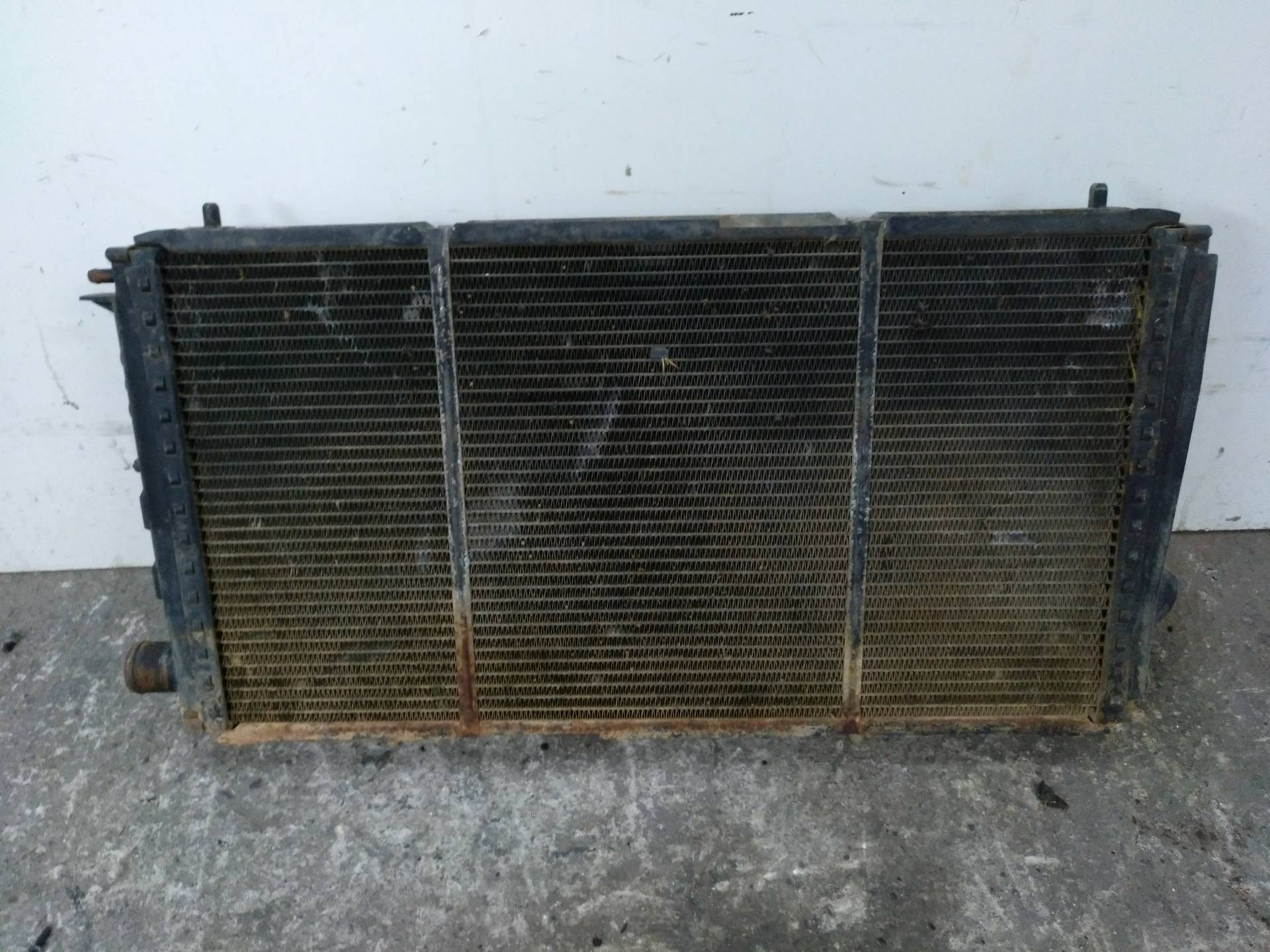 CITROËN C15 Охлаждающий радиатор 161A 24687011
