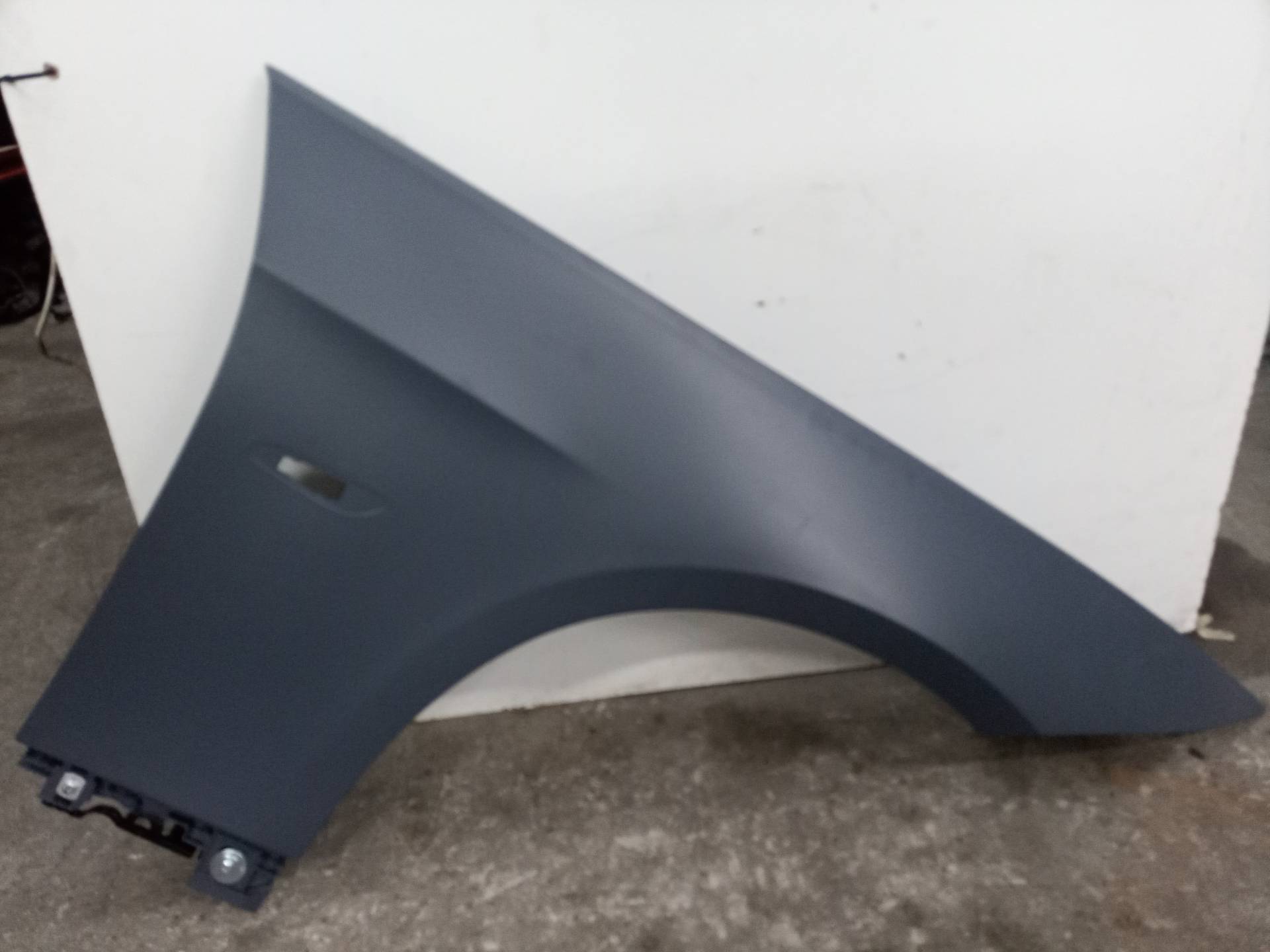 BMW 3 Series E90/E91/E92/E93 (2004-2013) Front Right Fender E91E92E93E90 25365747