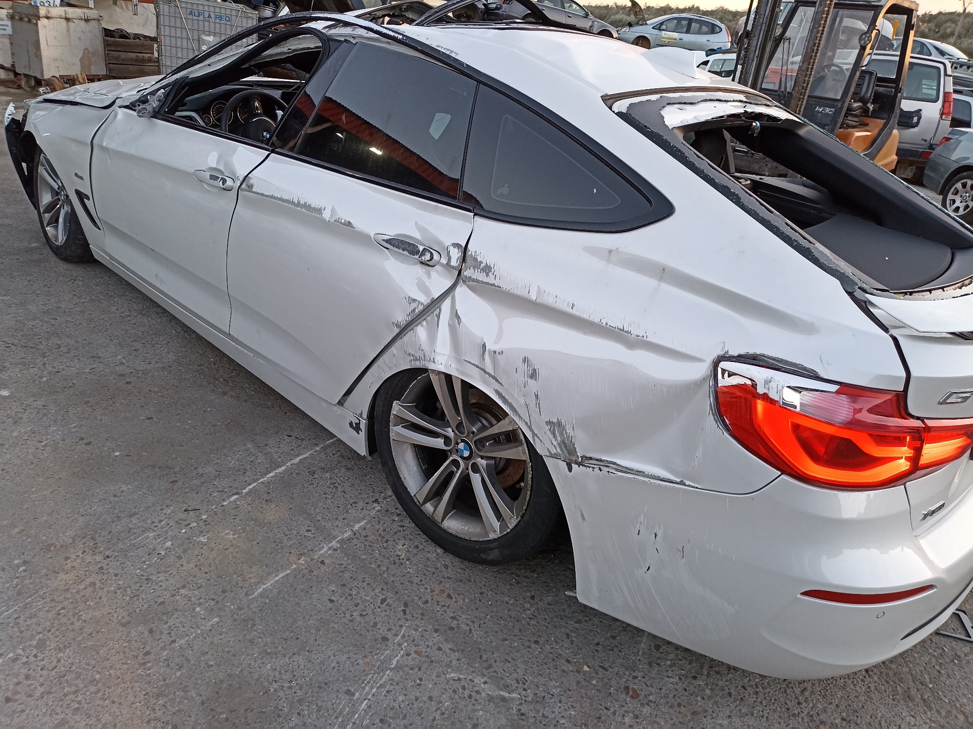 BMW 3 Series Gran Turismo F34 (2013-2017) Бампер задний 51717276301 22527475