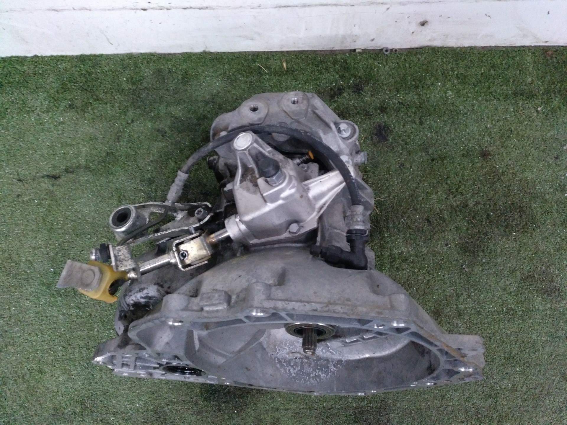 OPEL Corsa C (2000-2006) Gearbox 90400209 22531609