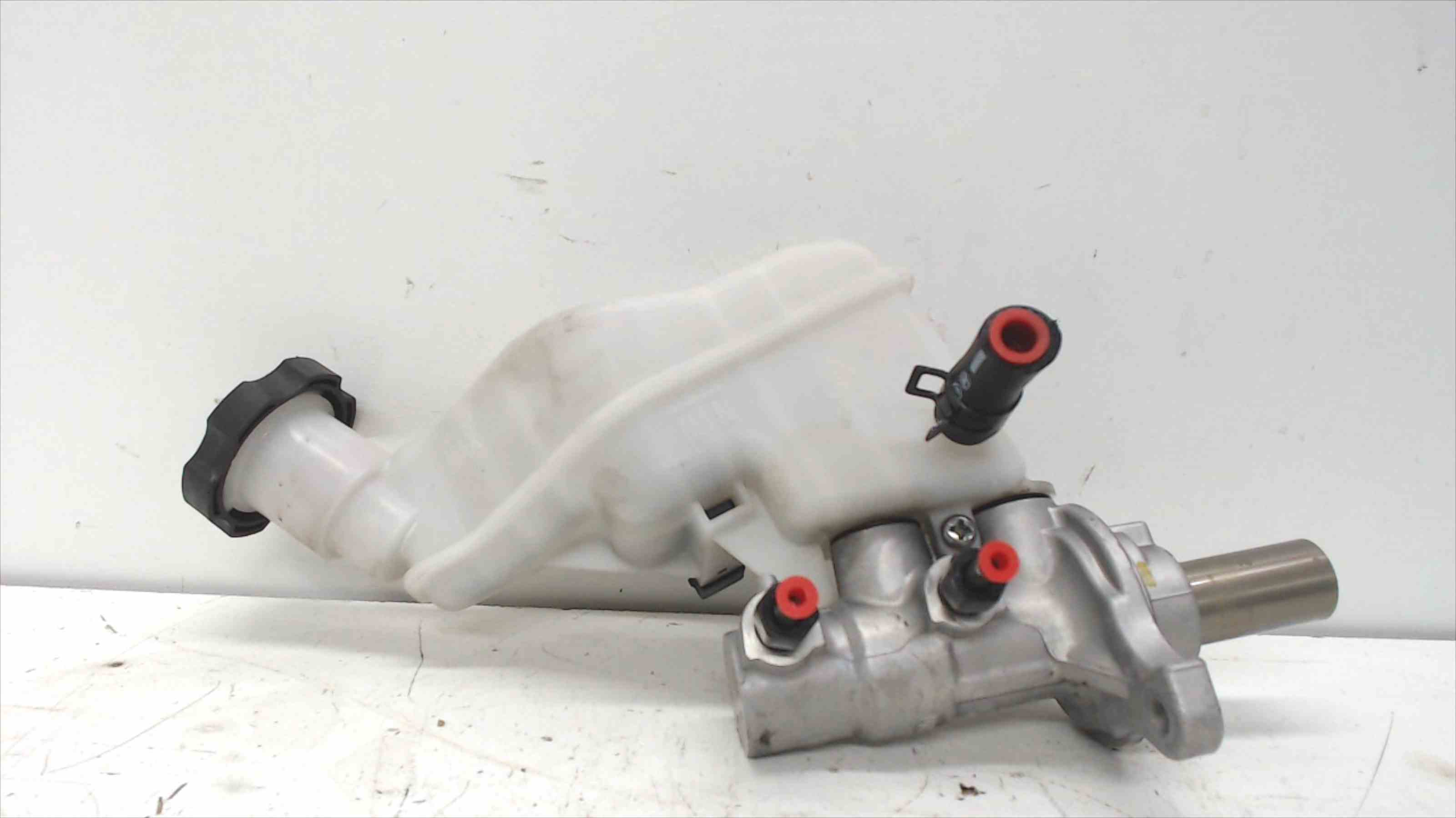 KIA Carens 3 generation (RP) (2013-2019) Brake Cylinder D4FD 24690398