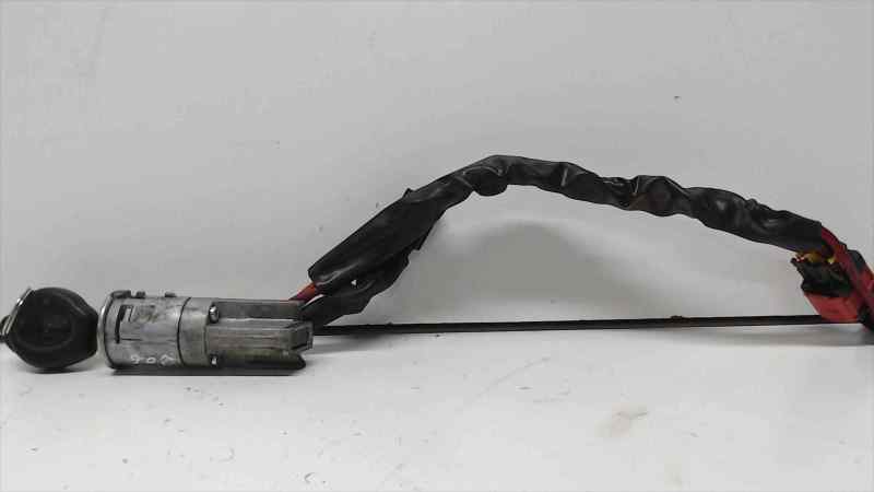 PEUGEOT 206 1 generation (1998-2009) Ignition Lock 2CONECTORES 24681142