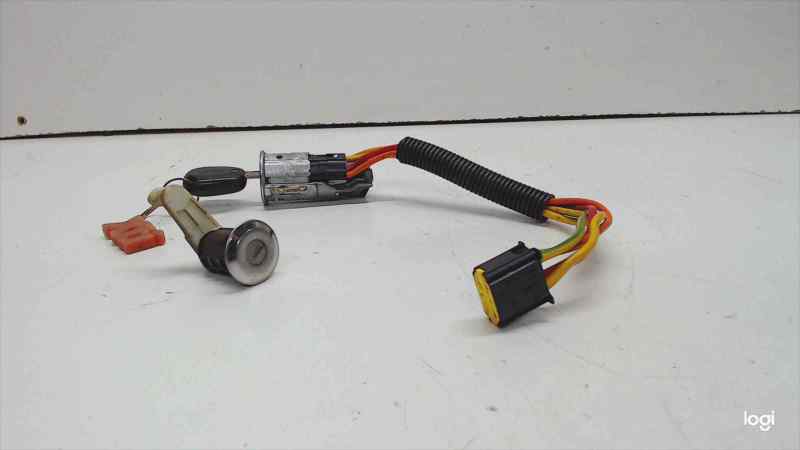 RENAULT Tiguan 1 generation (2007-2017) Ignition Lock F4RC740 24681003