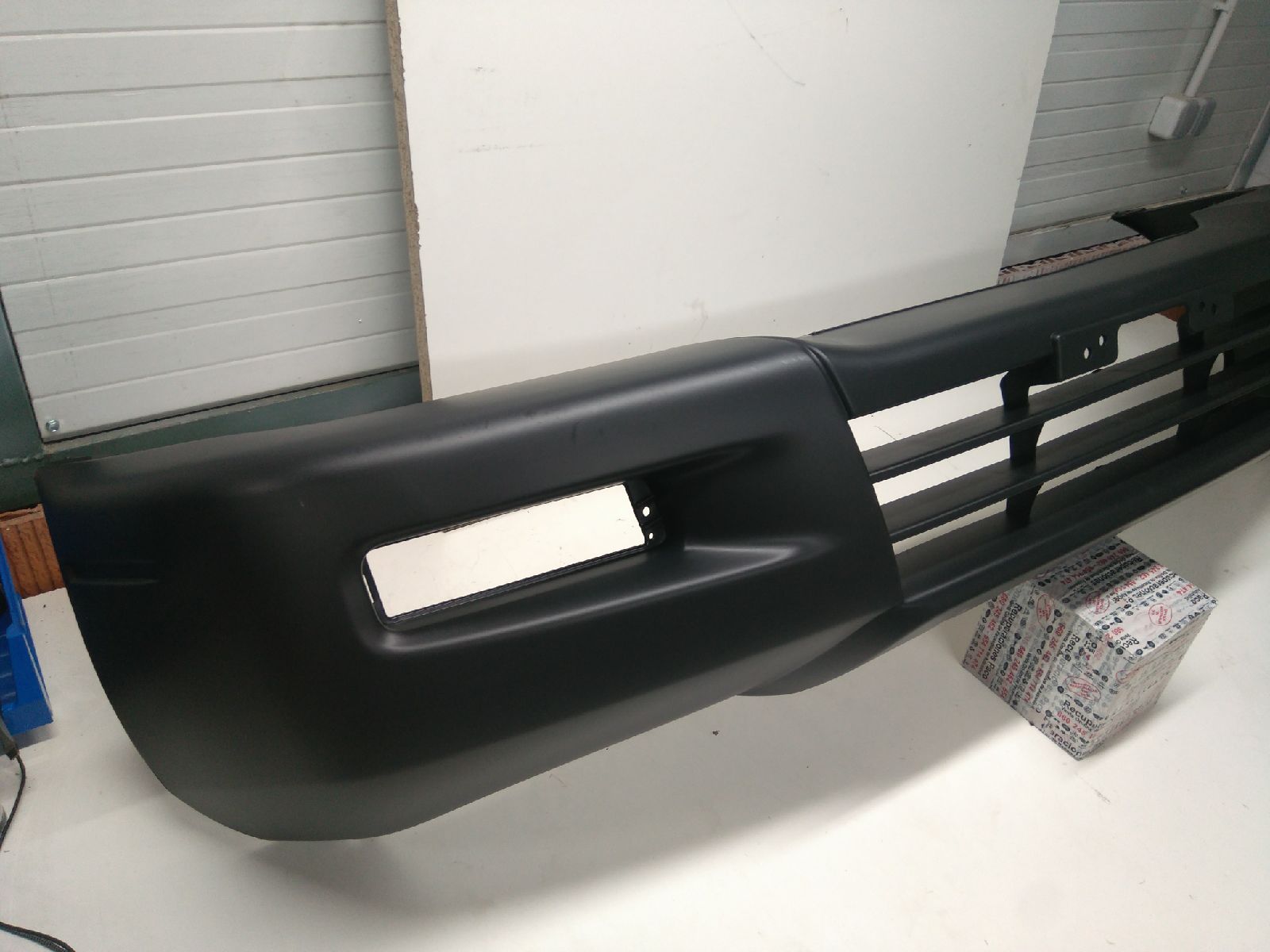 MITSUBISHI L200 3 generation (1996-2006) Front Bumper 5880950 22521815