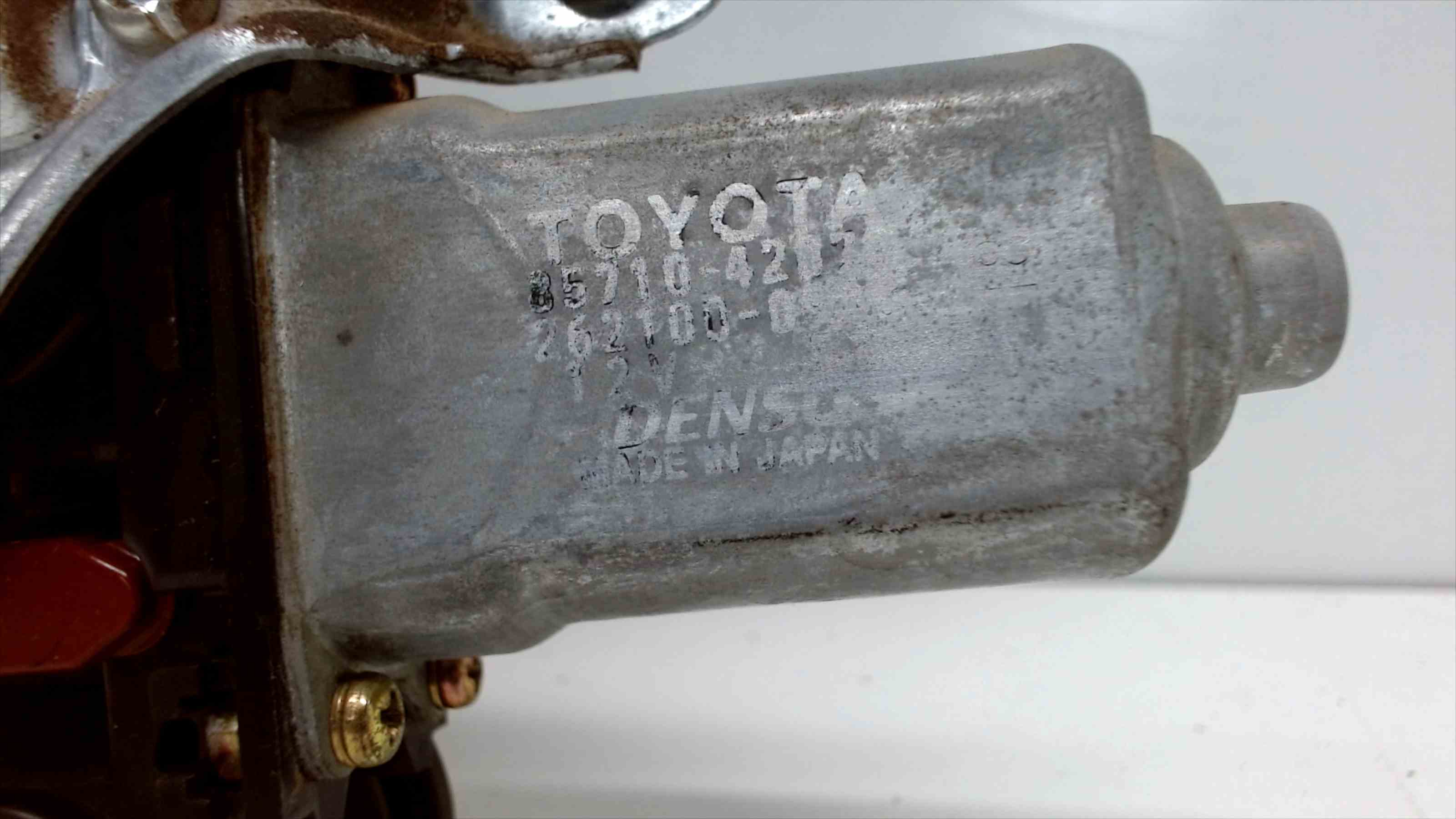 TOYOTA RAV4 2 generation (XA20) (2000-2006) Priekinių dešinių durų stiklo pakelėjas 8571042070 22520848