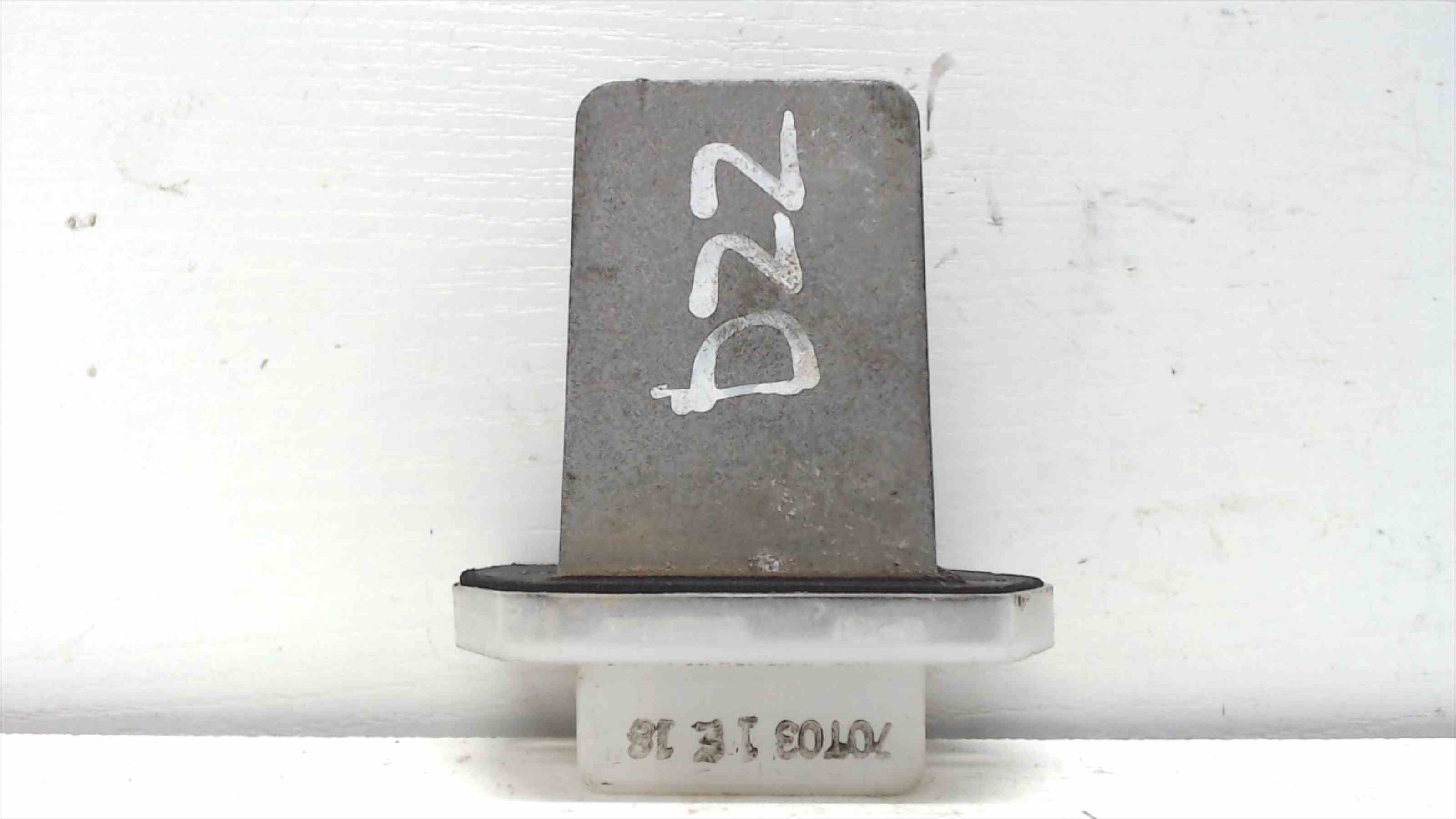 NISSAN Navara D22 (1997-2005) Interior Heater Resistor 271503S810 24689799