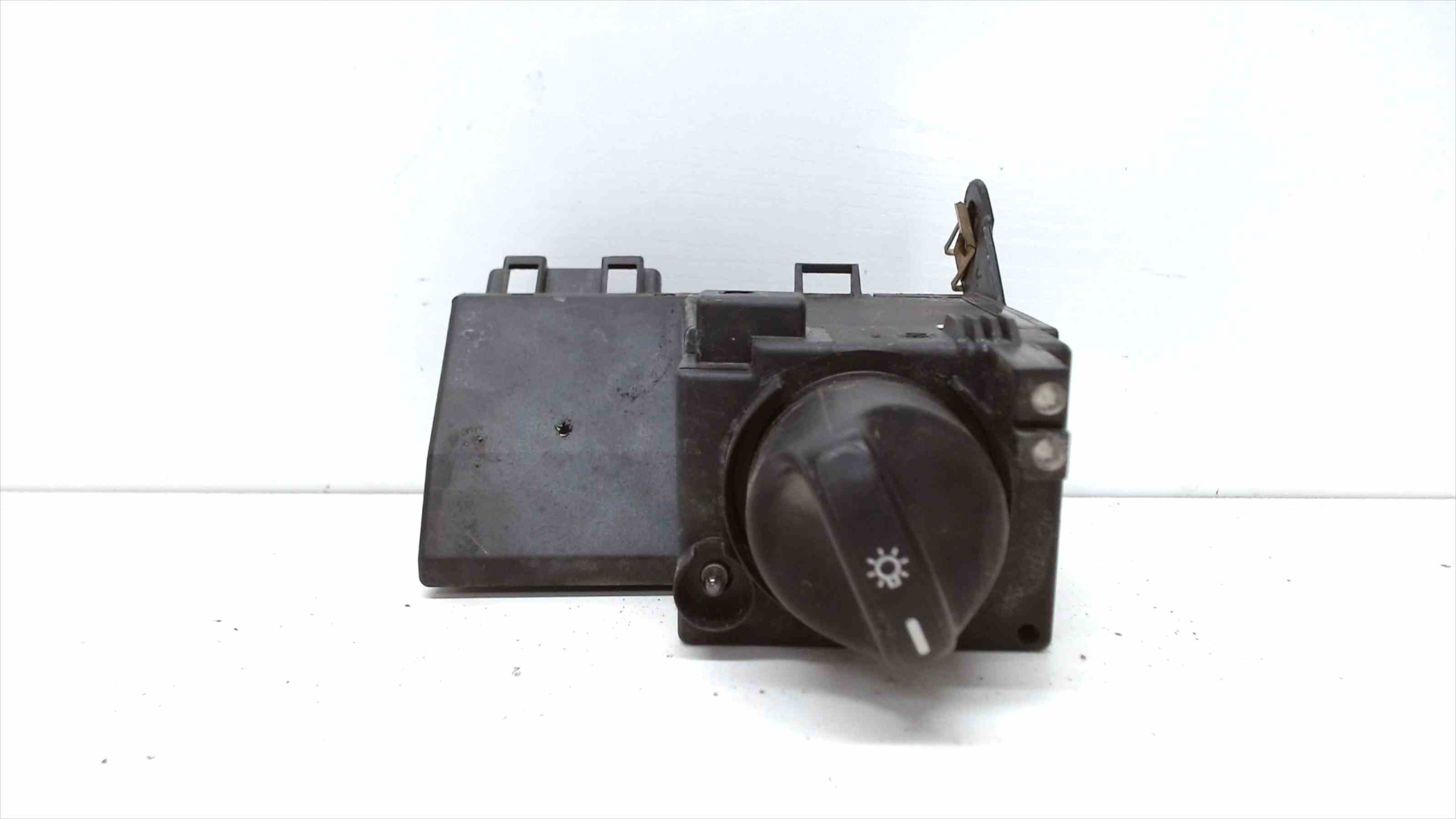 MERCEDES-BENZ E-Class W210 (1995-2002) Headlight Switch Control Unit 2105450104 24686224