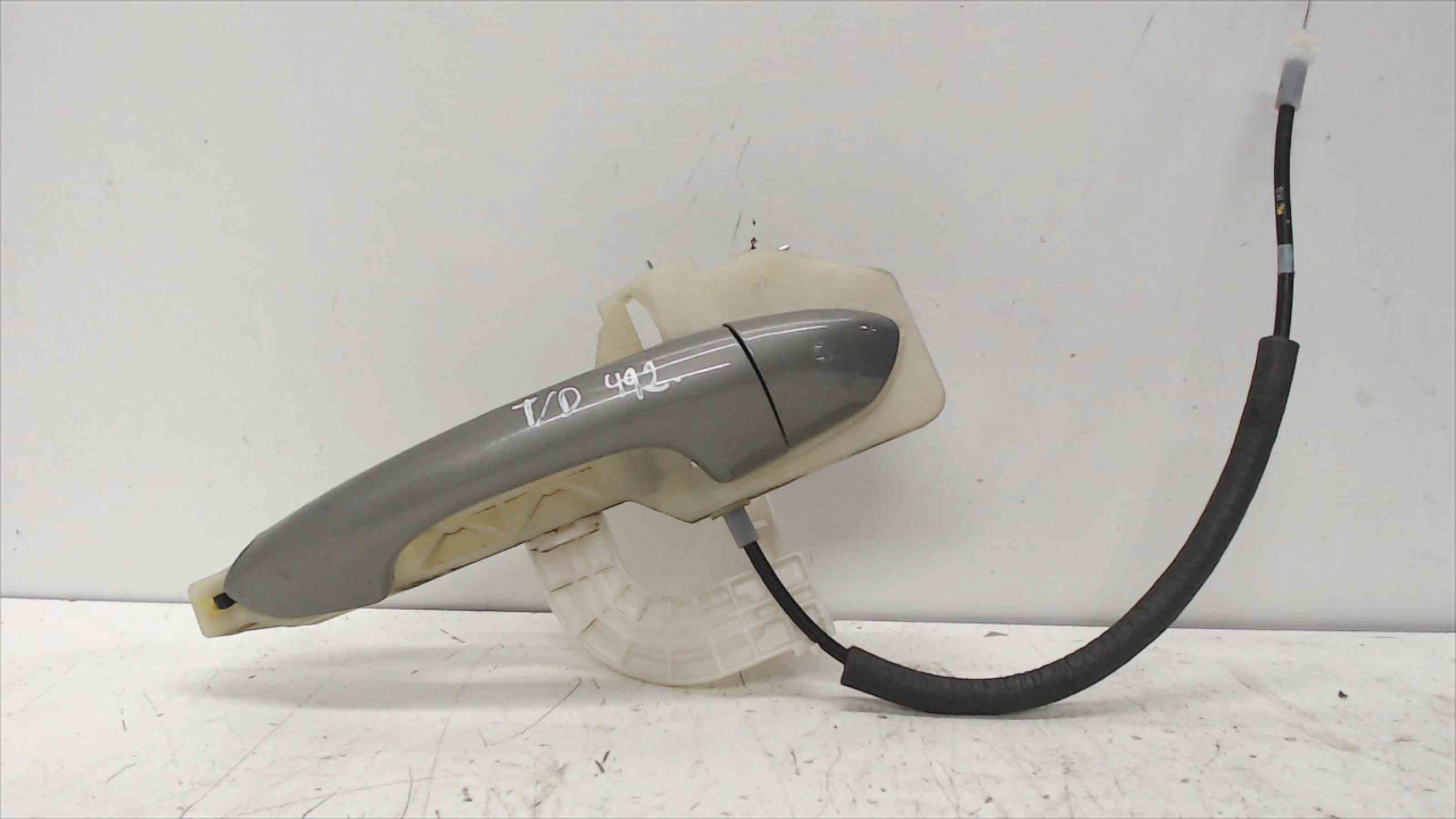 KIA Carens 3 generation (RP) (2013-2019) Rear right door outer handle 24690595