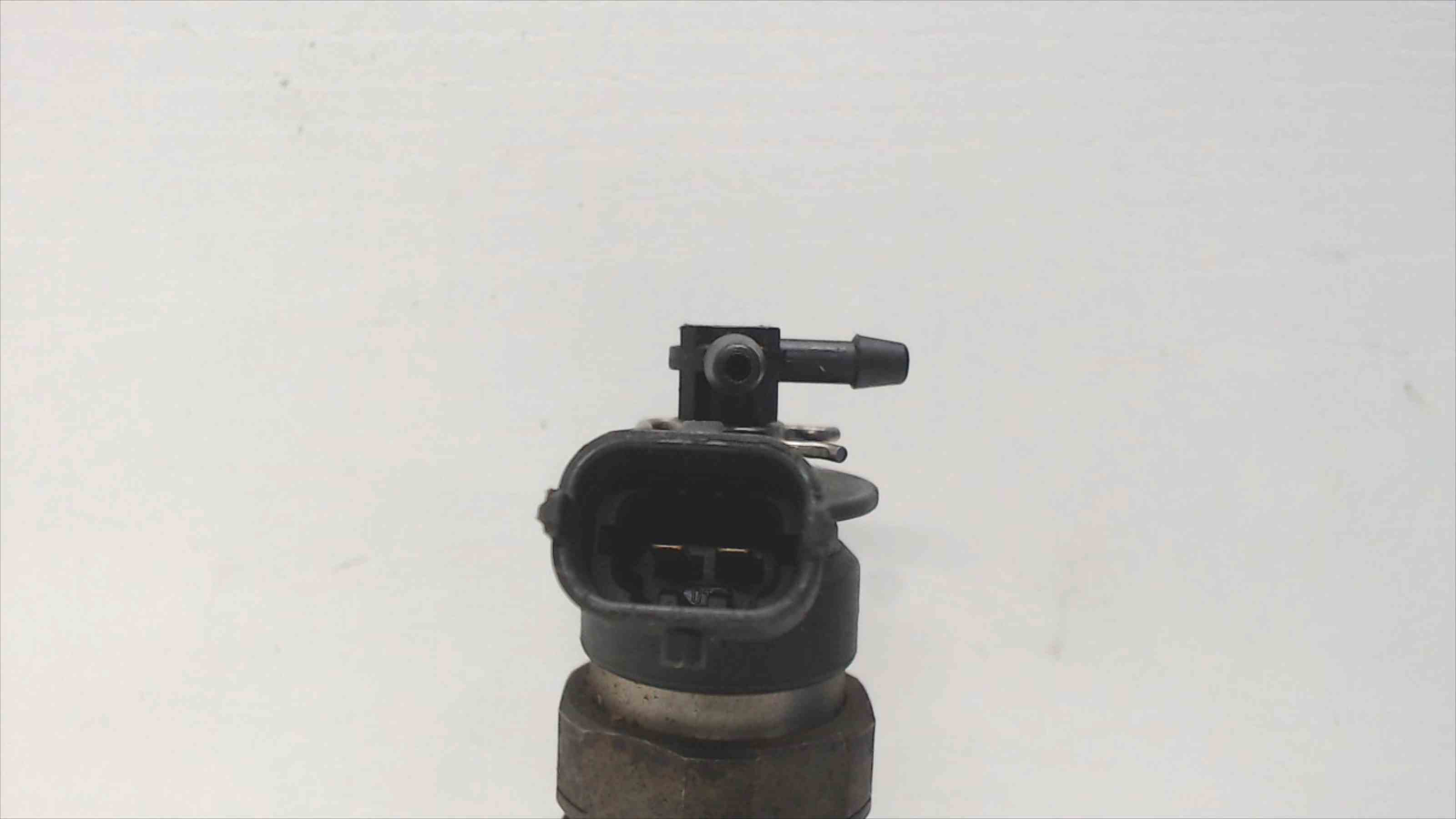 PEUGEOT Fuel Injector 0445110135 24689858