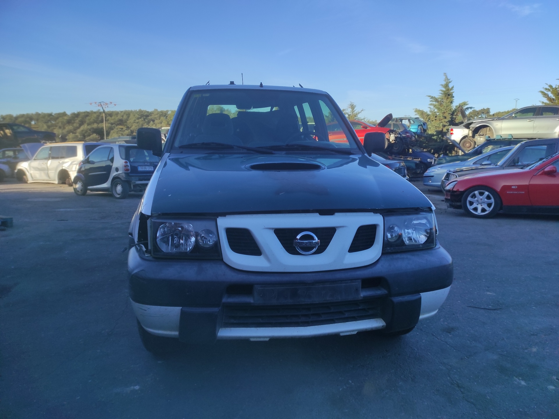 NISSAN Kitos kėbulo dalys TD27 24692200