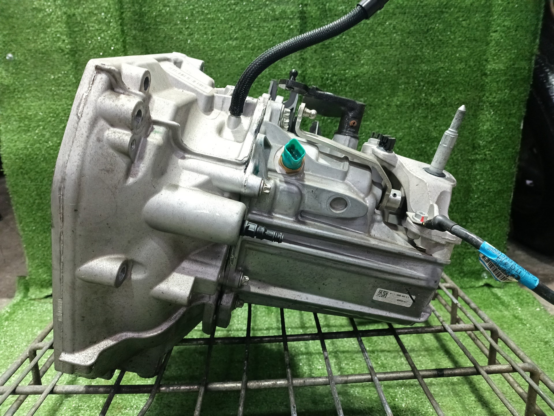 RENAULT Captur 1 generation (2013-2019) Gearbox JT4004 24260501