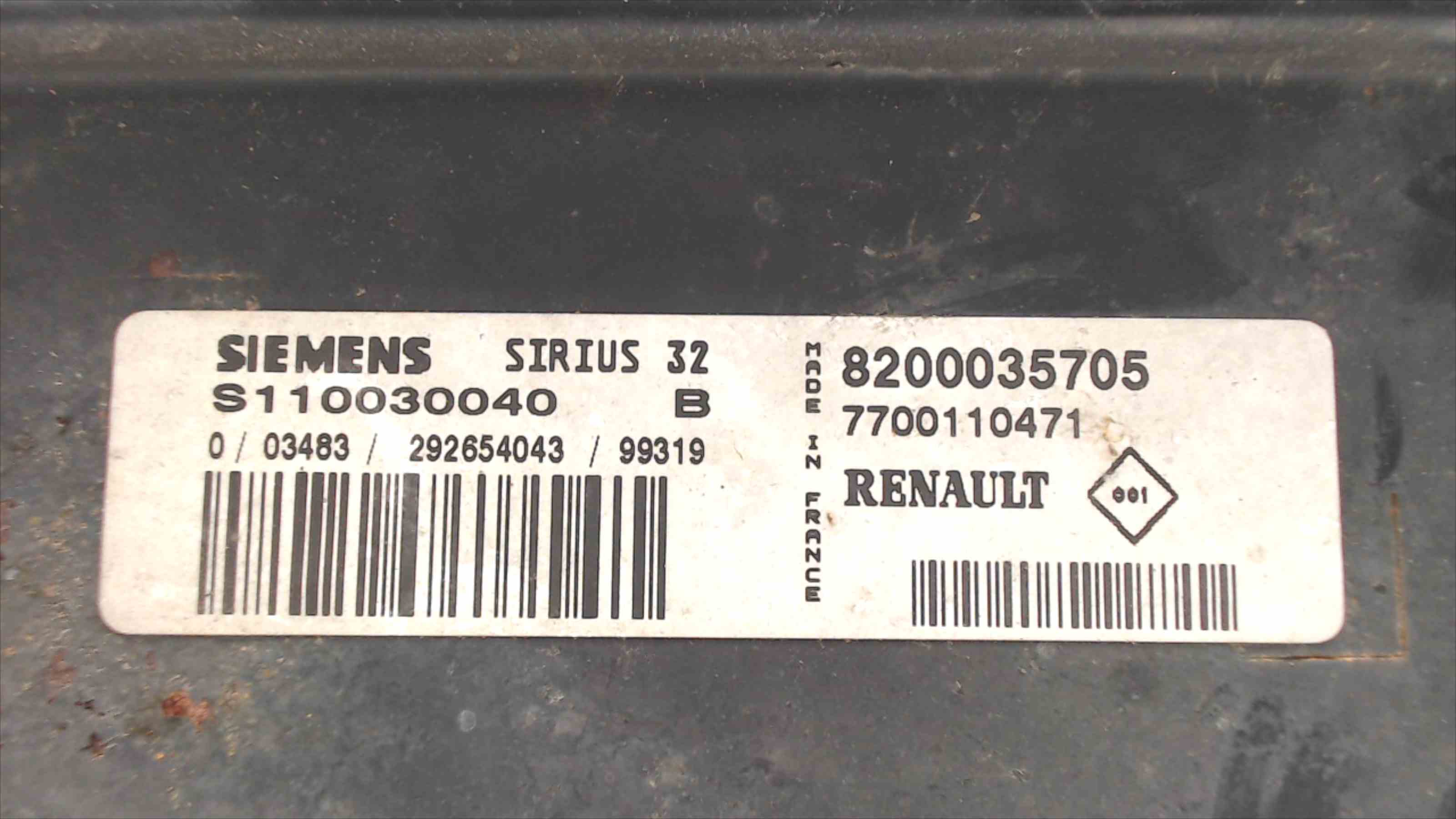 RENAULT Laguna 1 generation (1993-2001) Engine Control Unit ECU 8200035705 24687594