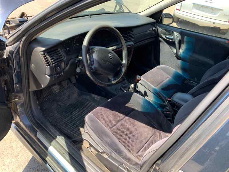 OPEL Vectra B (1995-1999) Priekšējo kreiso durvju slēdzene 90585021 24686666