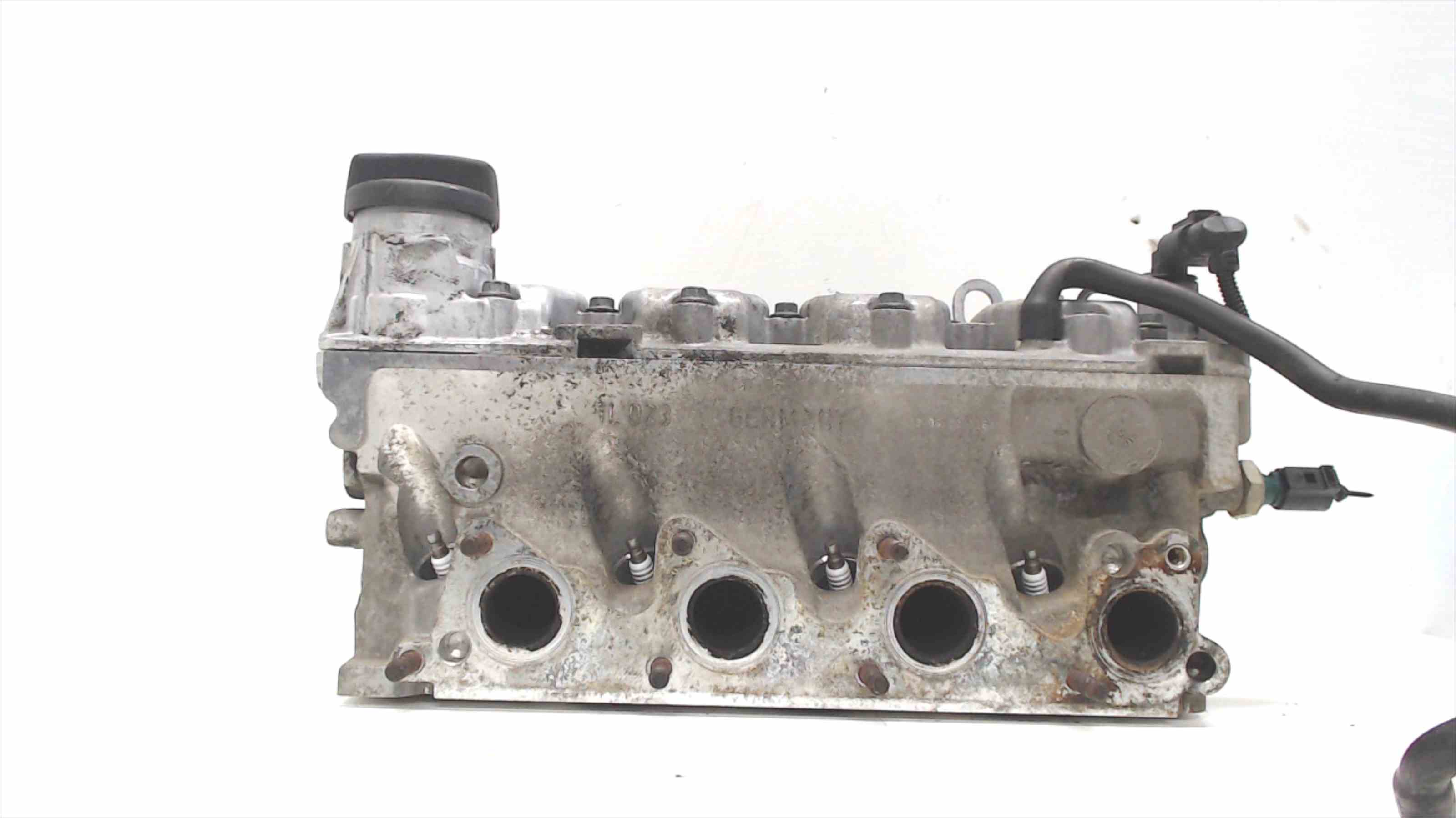 SEAT Cordoba 1 generation (1993-2003) Engine Cylinder Head 030103374 22535153